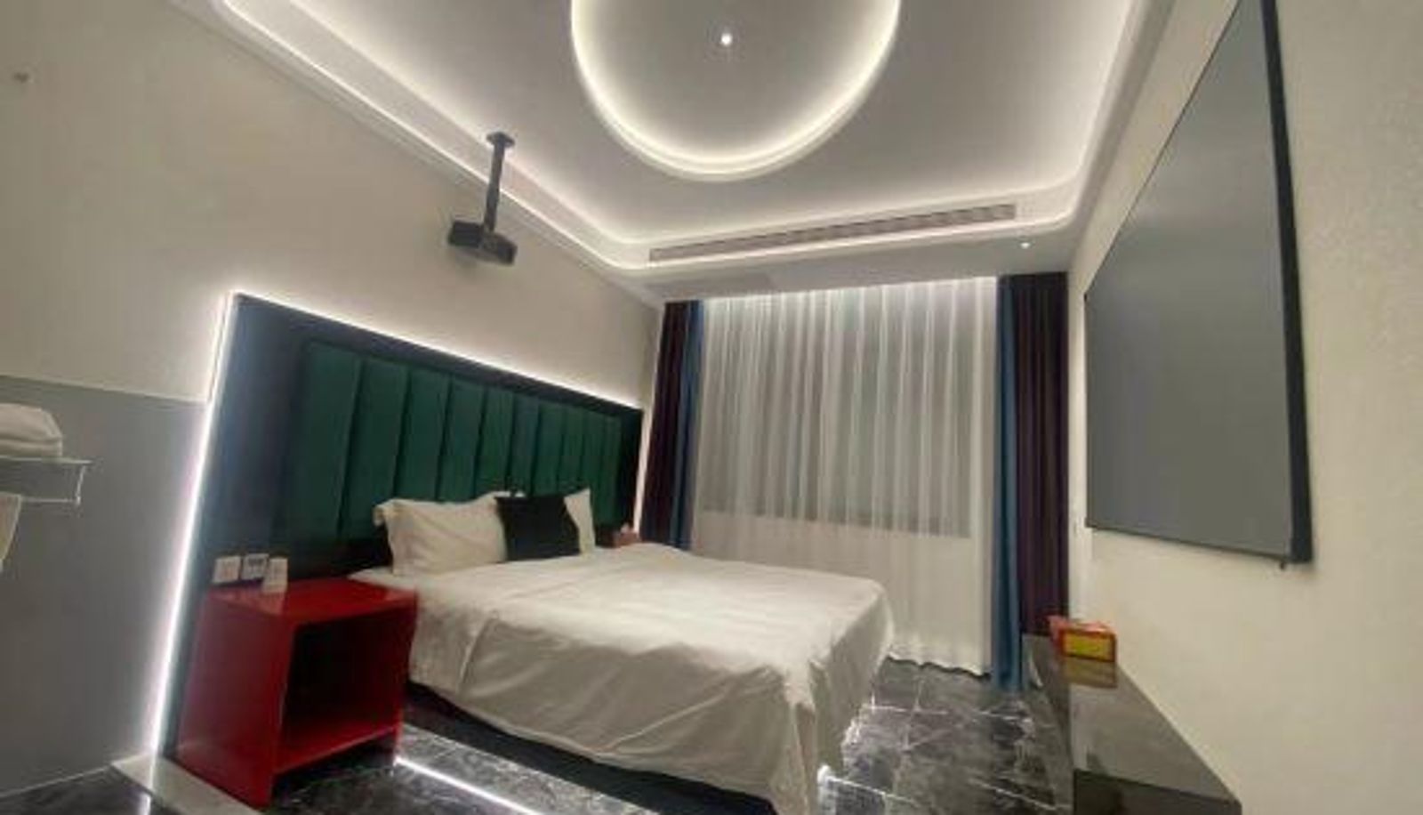 Zimmer - TATAARTHOTEL( Anyang Normal University Store)