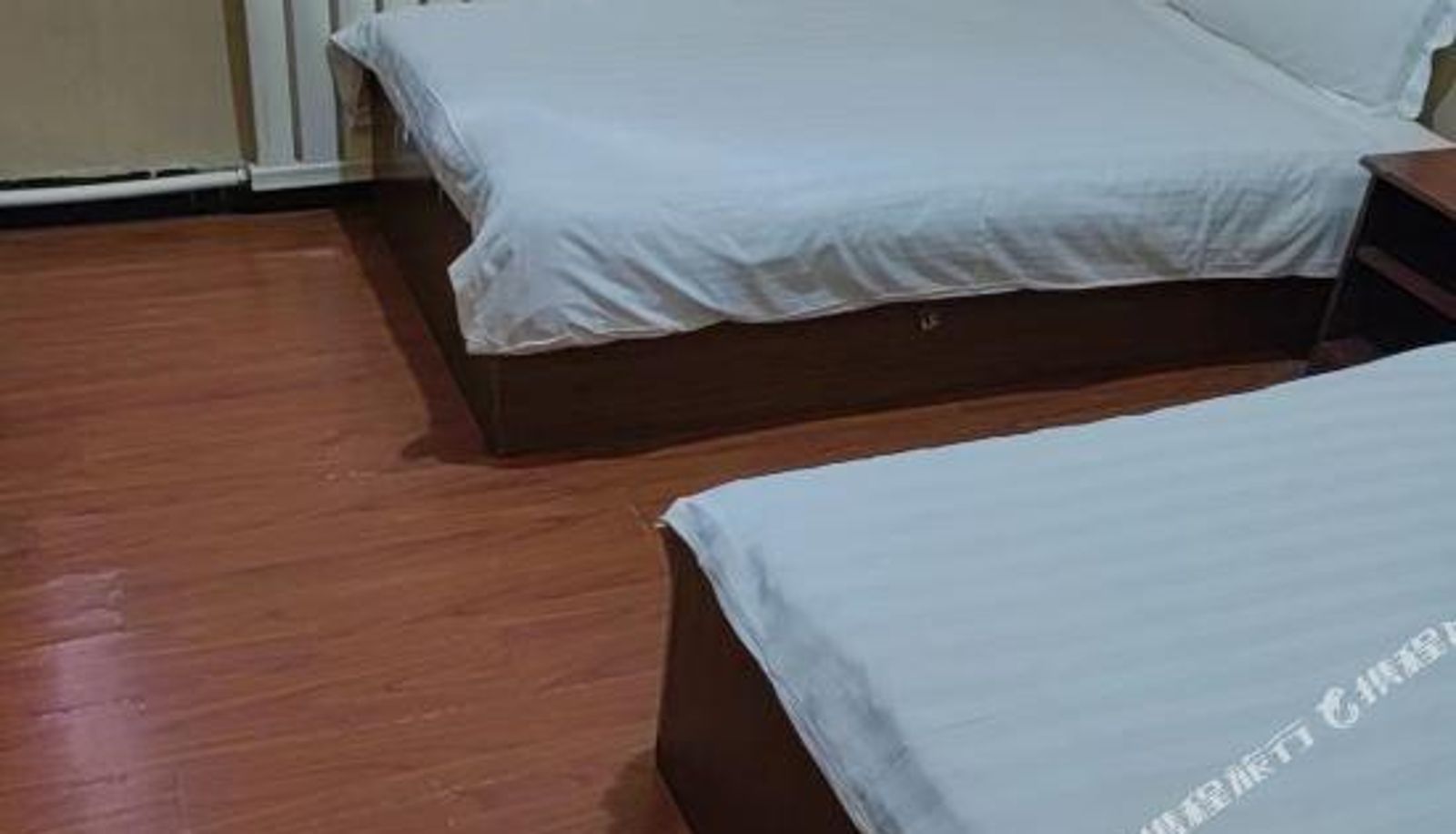 Kamer - Karamay Xinglong Business Hotel