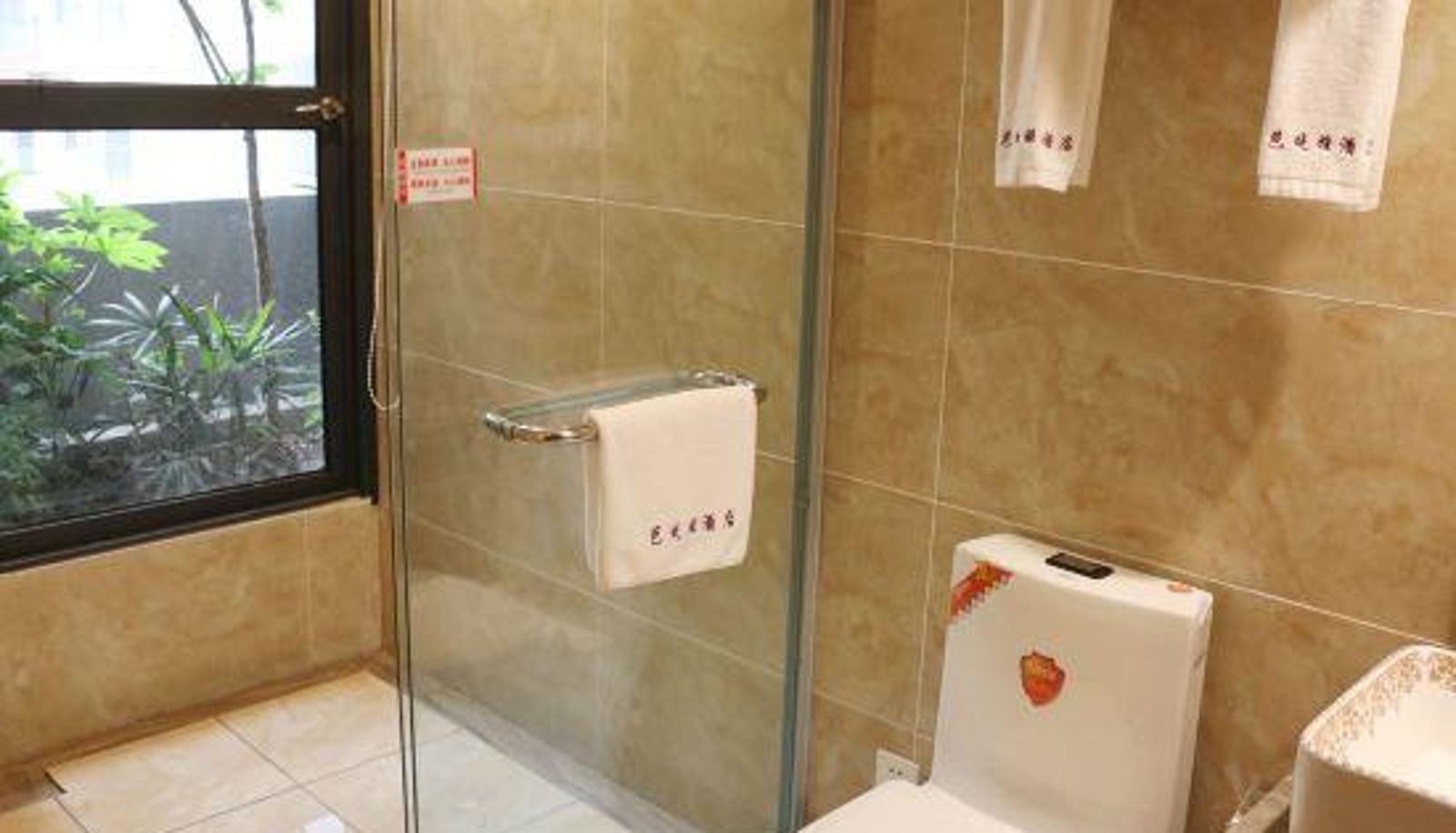 Habitación con balcón - Anshun Phatthaya Garden Hotel