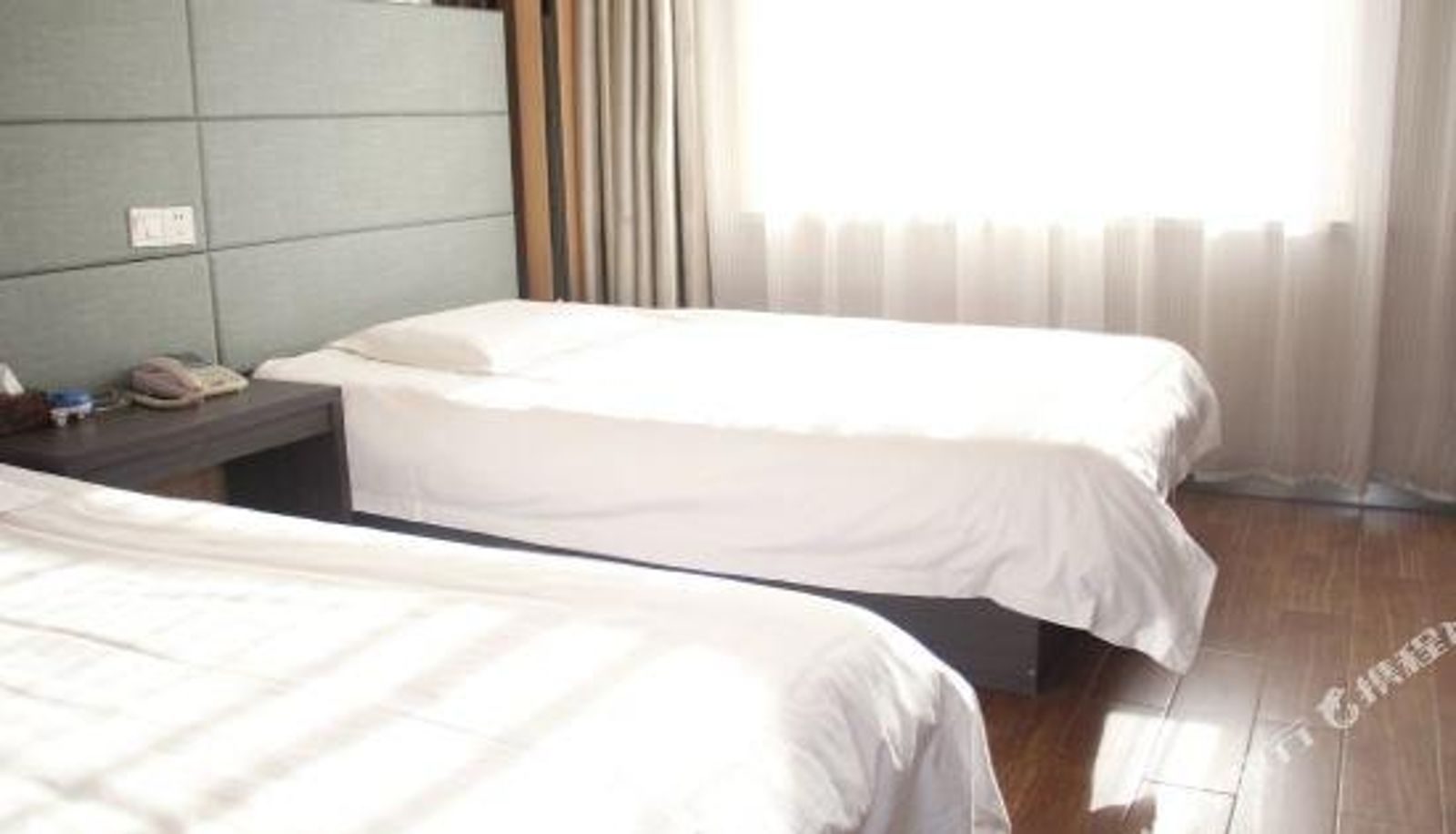 Zimmer - 9 Days Business Hotel