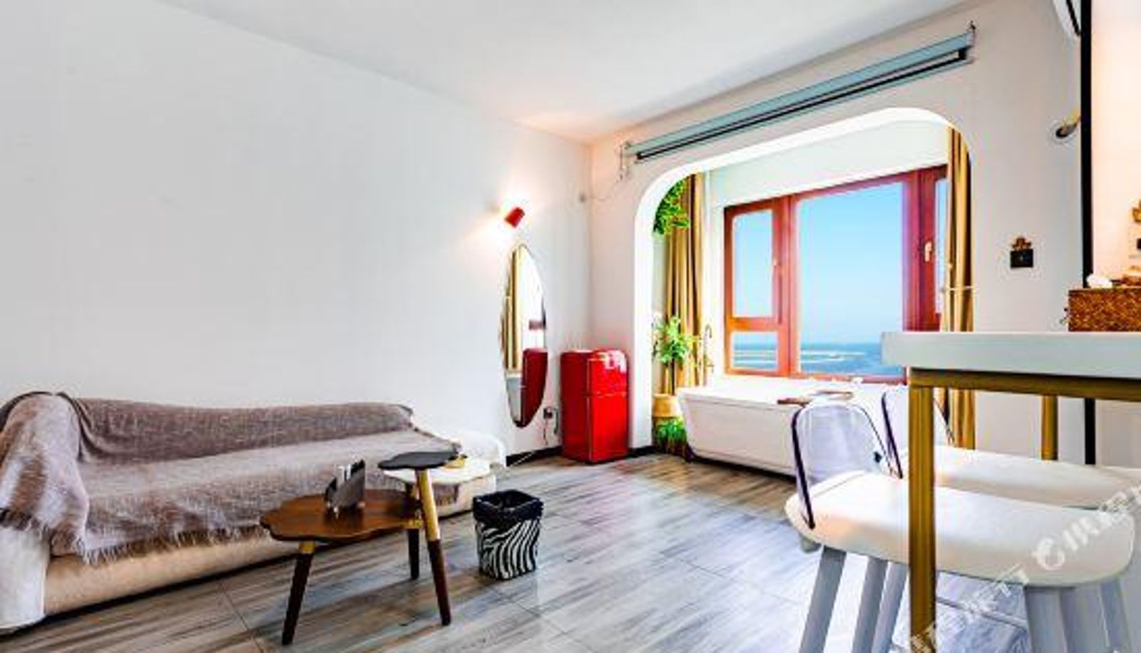 Room with sea view - Qinhuangdao  bianyu Loft Sea View Apartment