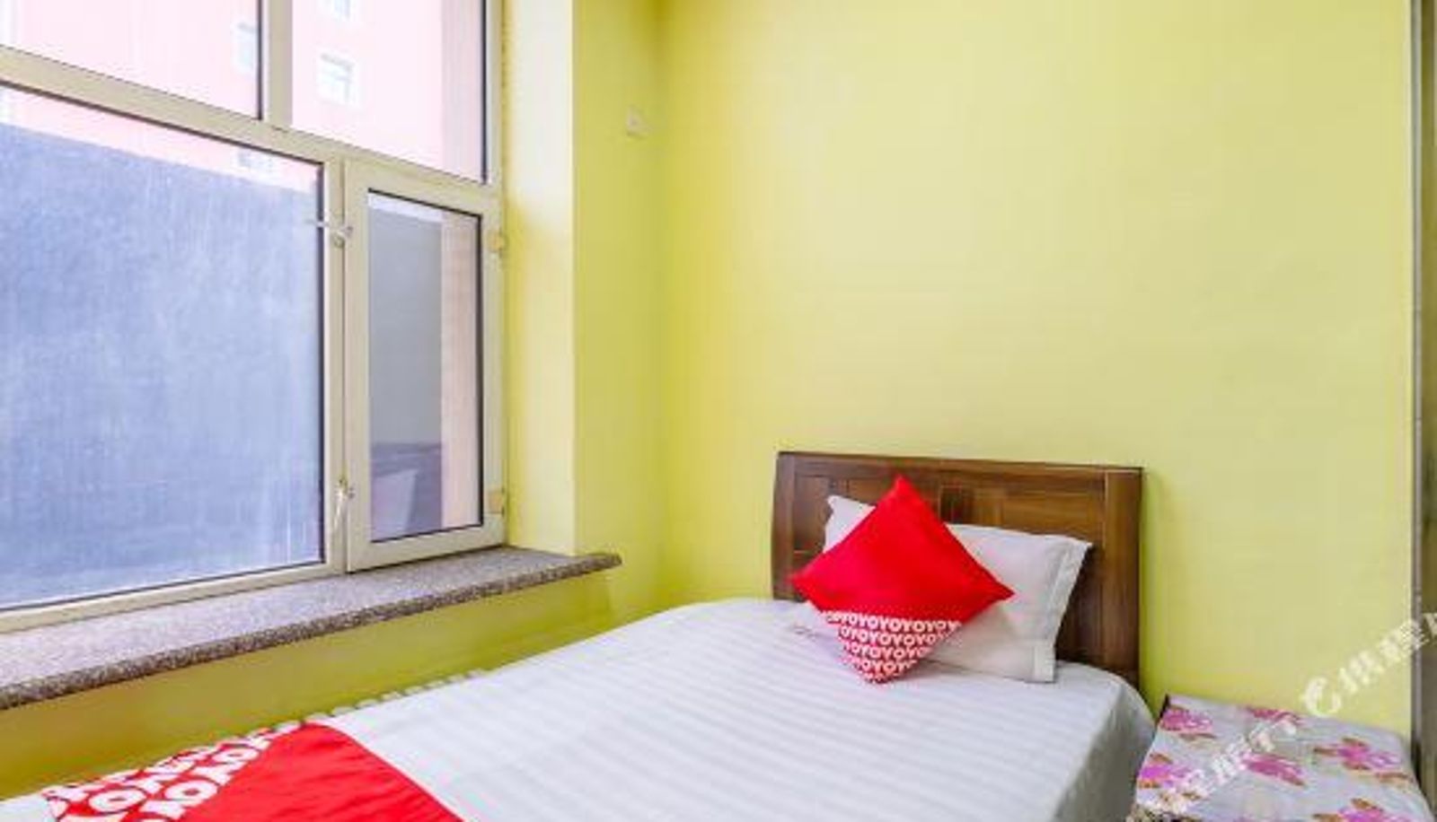 Room - OYO Qiqihar Dongfeng Hotel