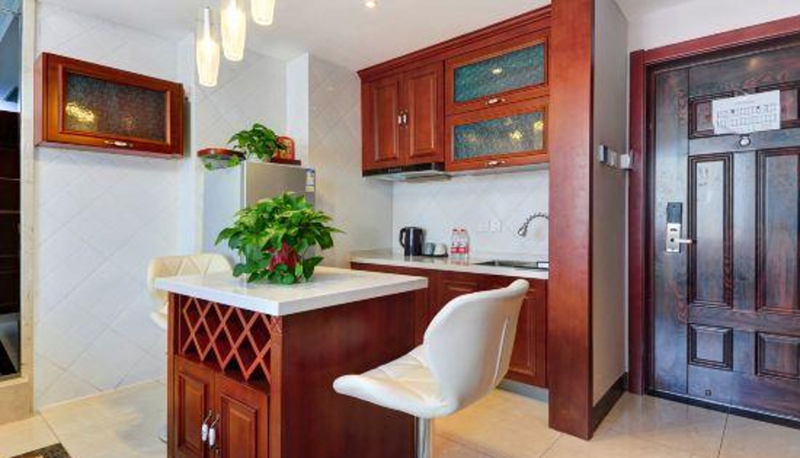 Room with sea view - SEA1 VACATION HOMES