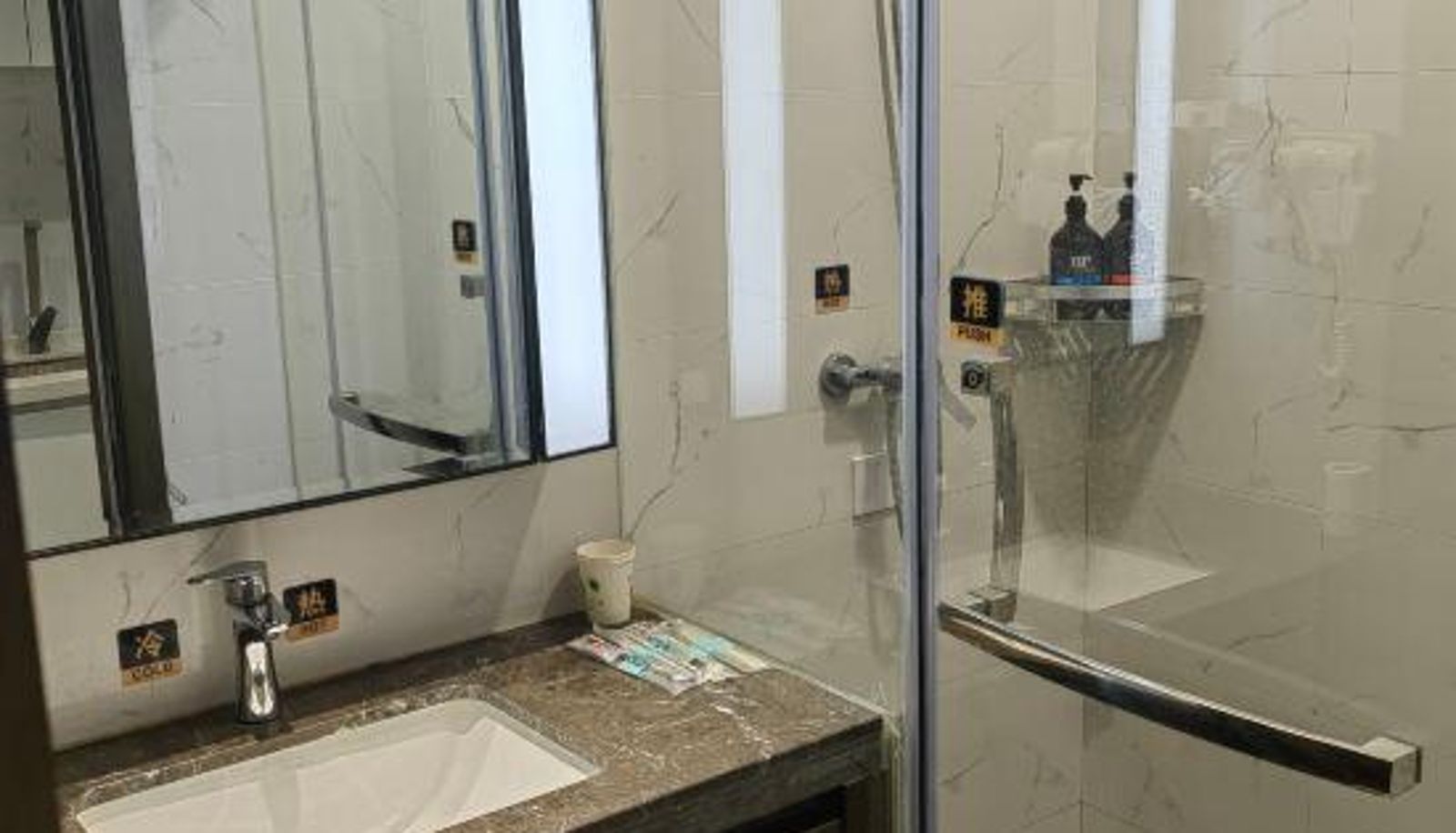 Familienzimmer - Aijing Art Hotel (Jinan Lushang Phoenix Plaza)
