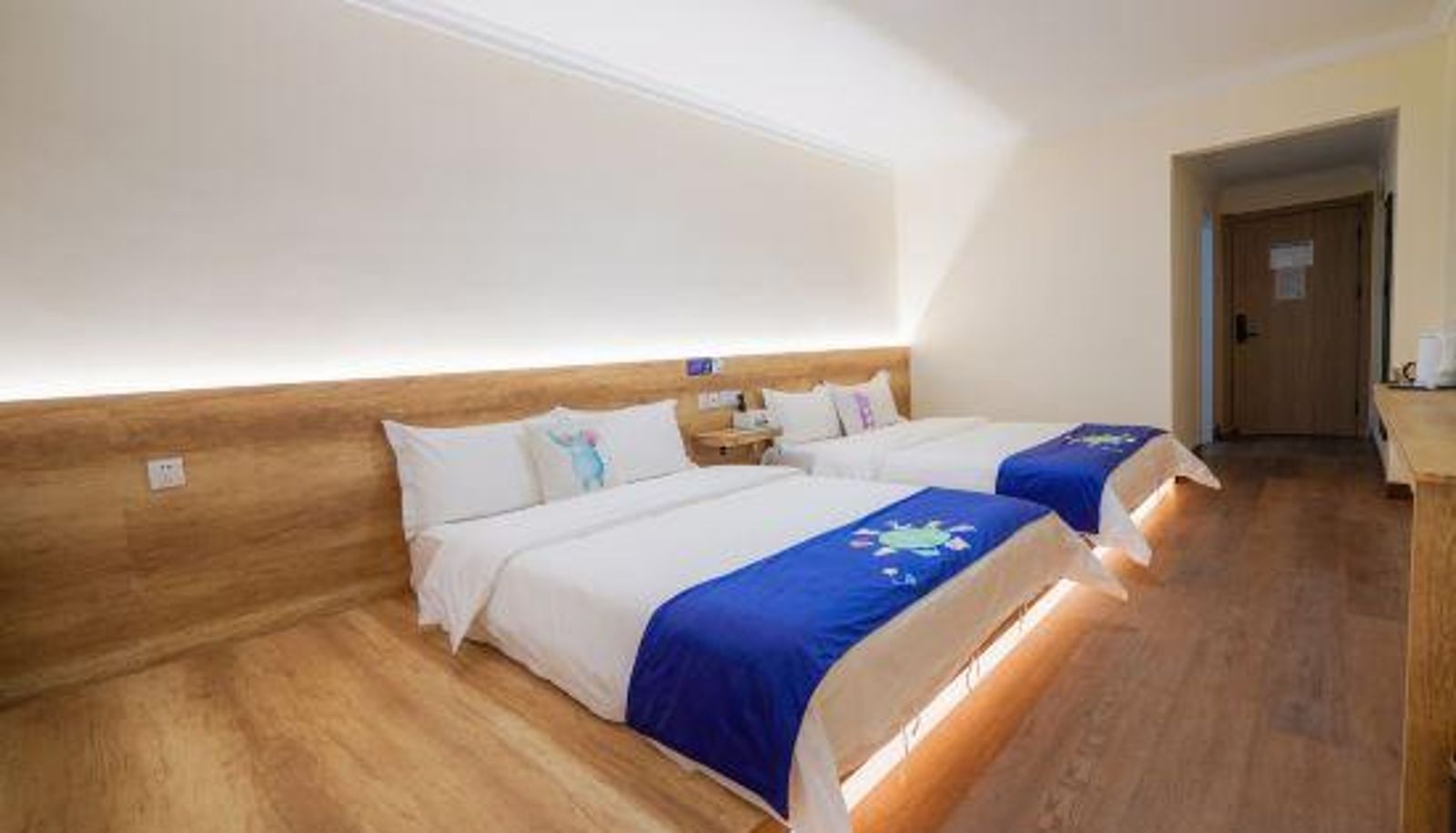 Family room - Elan Hotel(Beidaihe laohushi)