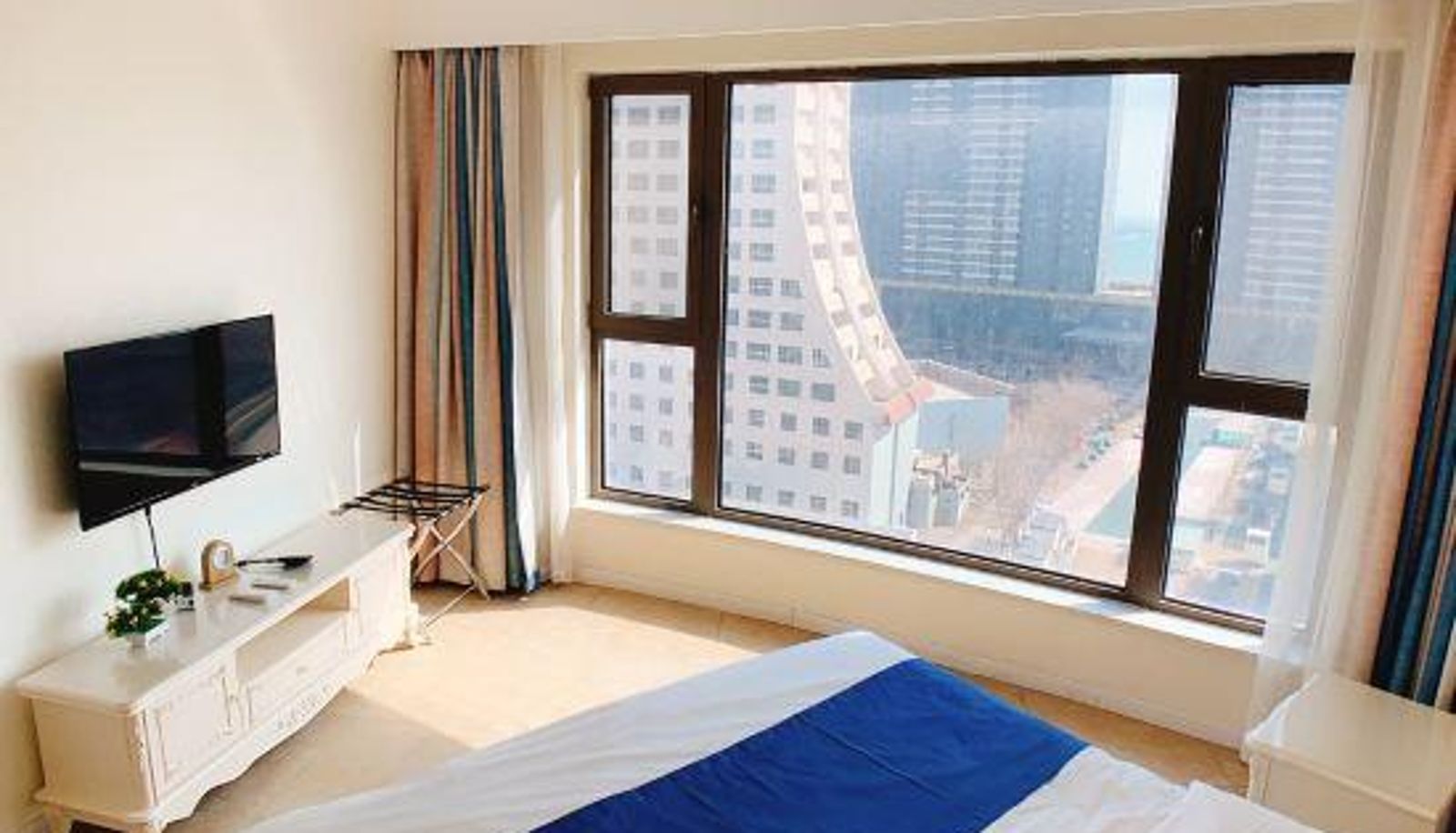Room with sea view - Qinhuangdao Jinmengwan High-rise Guanhai Hotel Apartment