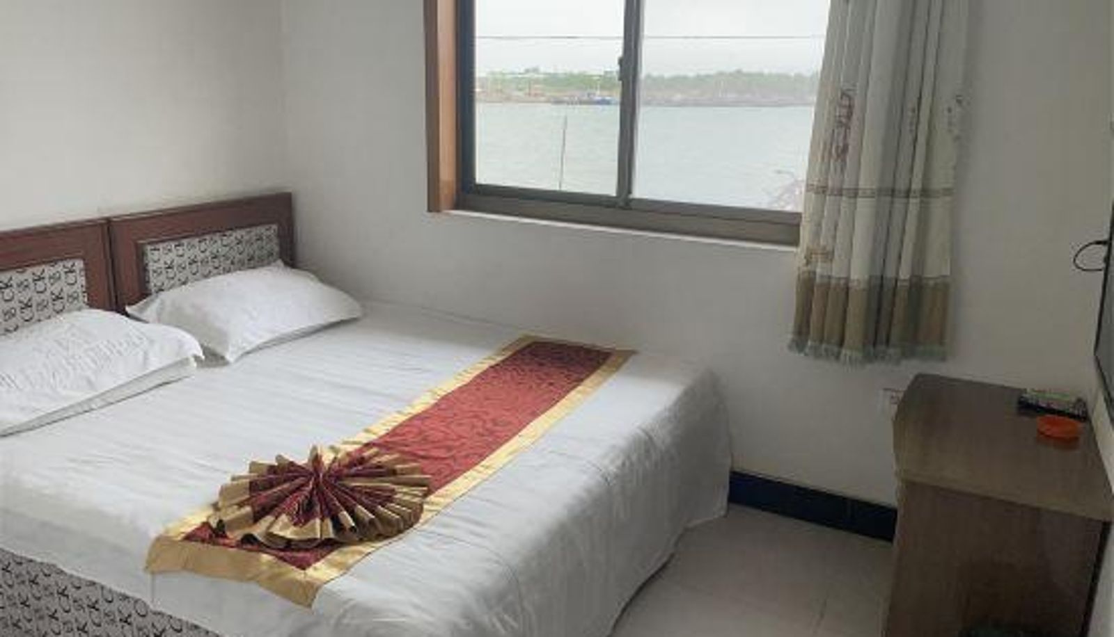 Camera - Blue Harbour Hotel (Nandaihe Xianluo Island Branch)