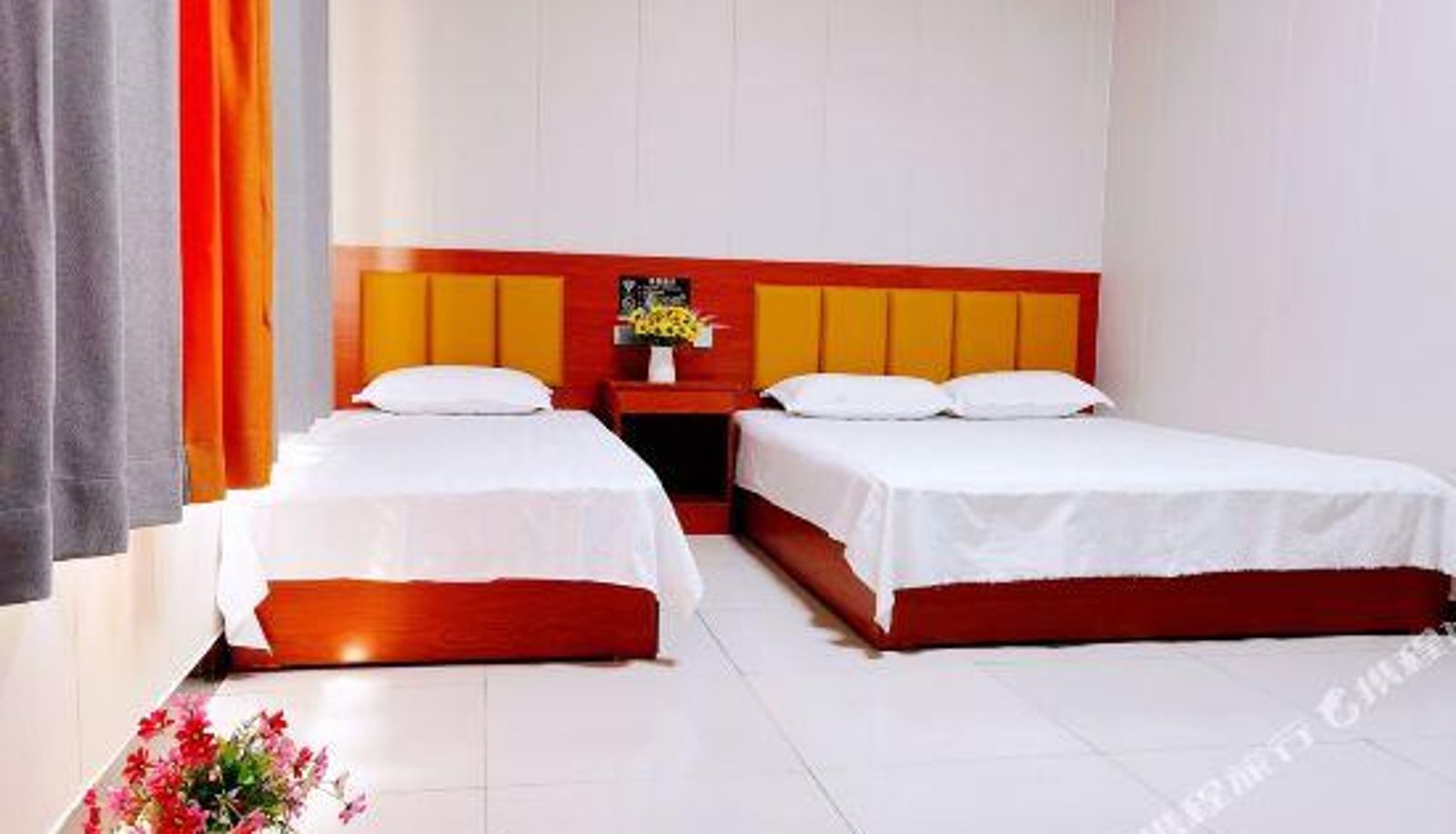 Camera - Hejingyuan Hotel