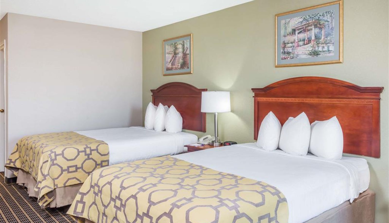 Habitación - Baymont by Wyndham Clarksville Northeast