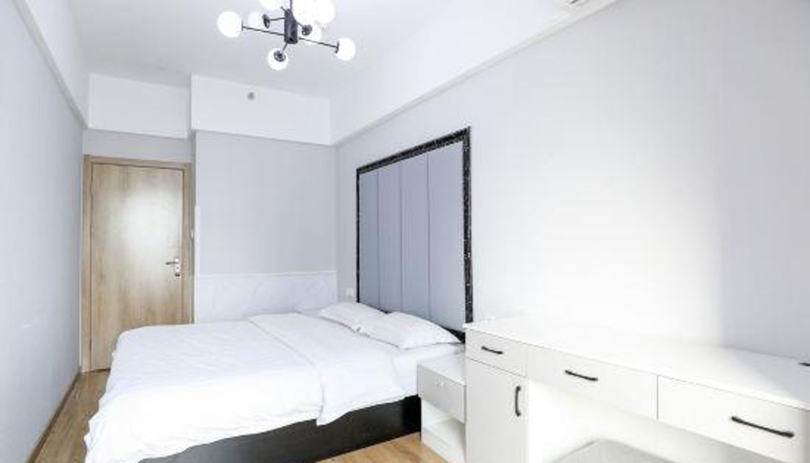 Room - Hanxu Apartment (Jinan Quanfu Overpass Rongsheng Times Square Branch)