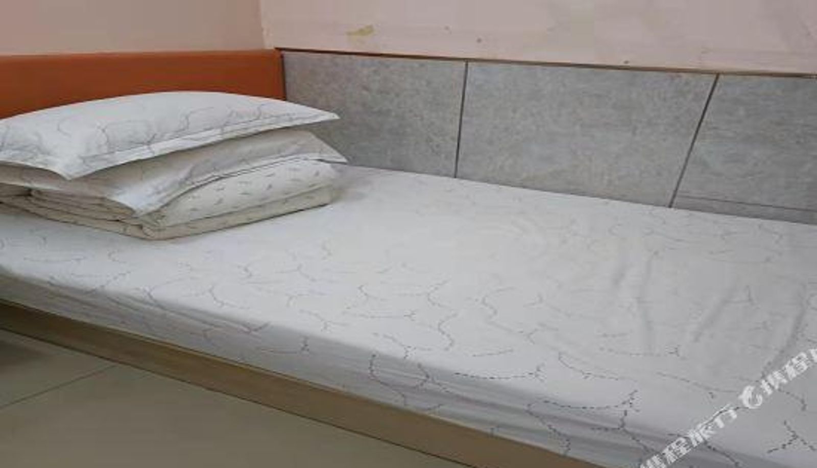 Room - Shuntian Business Hostel (Ji'nan Yingxiongshan Road)