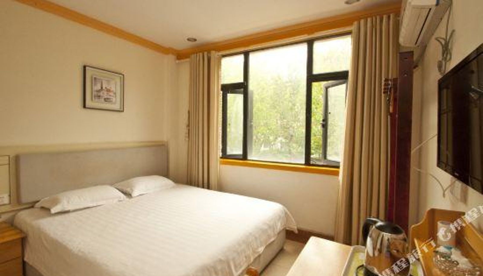 Business room - Jinan)  Quancheng Road Yusen Chain Hotel (Furong street