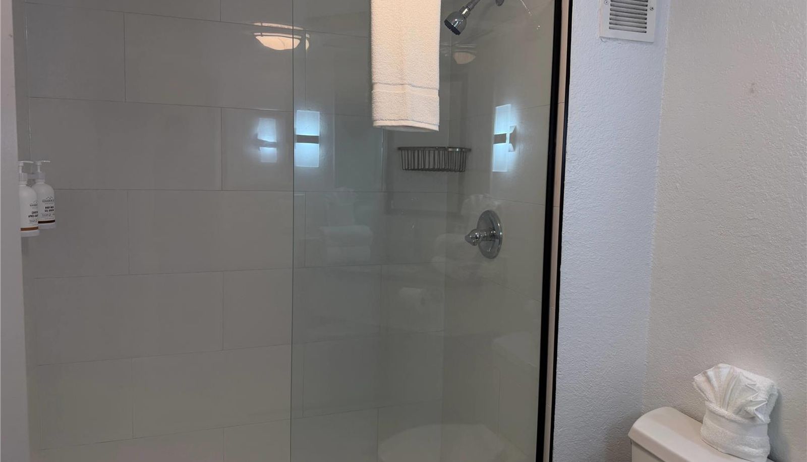 Room - Wingate by Wyndham Jacksonville FL