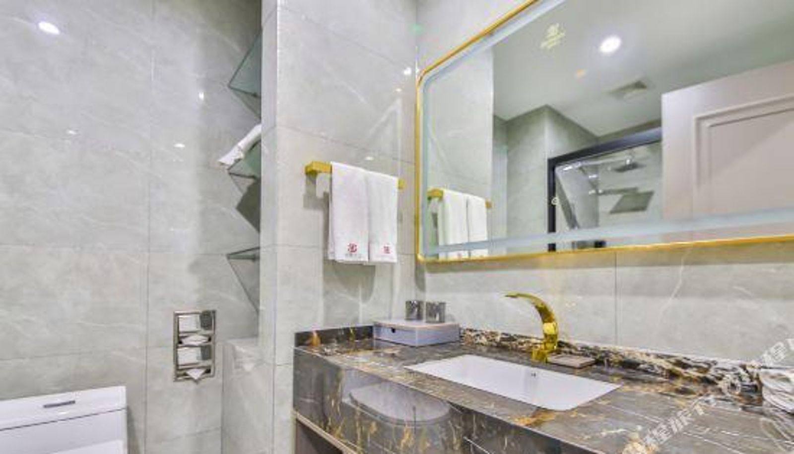 Habitación corporativa - BOMAN HOTEL