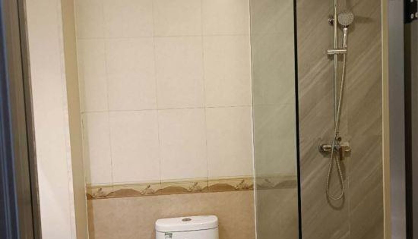 Camera - Kashgar Frontier Hotel