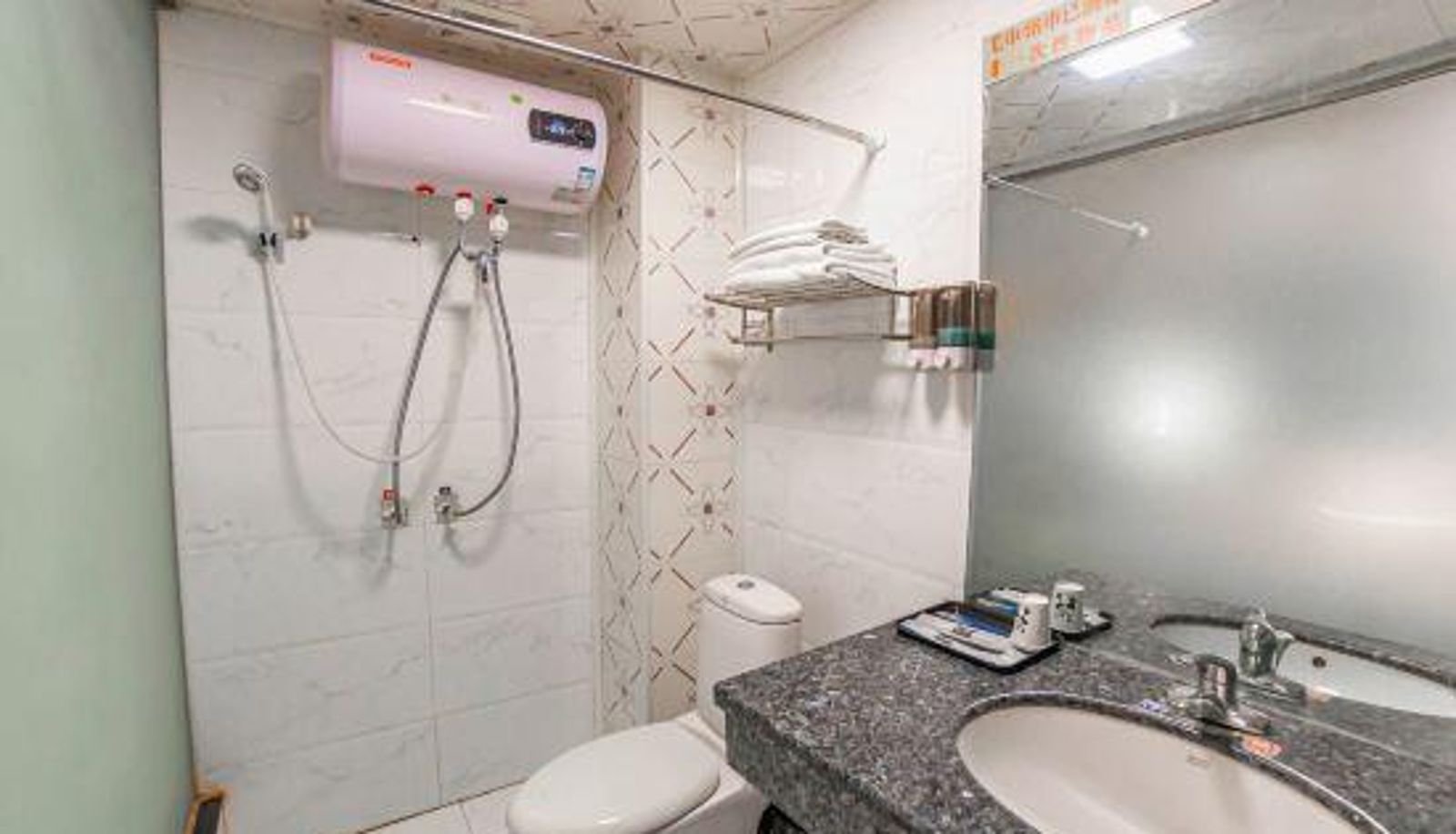 Habitación familiar - Longxing Street subway station)  Taiyuan (Bethune Hospital Changxing Hotel