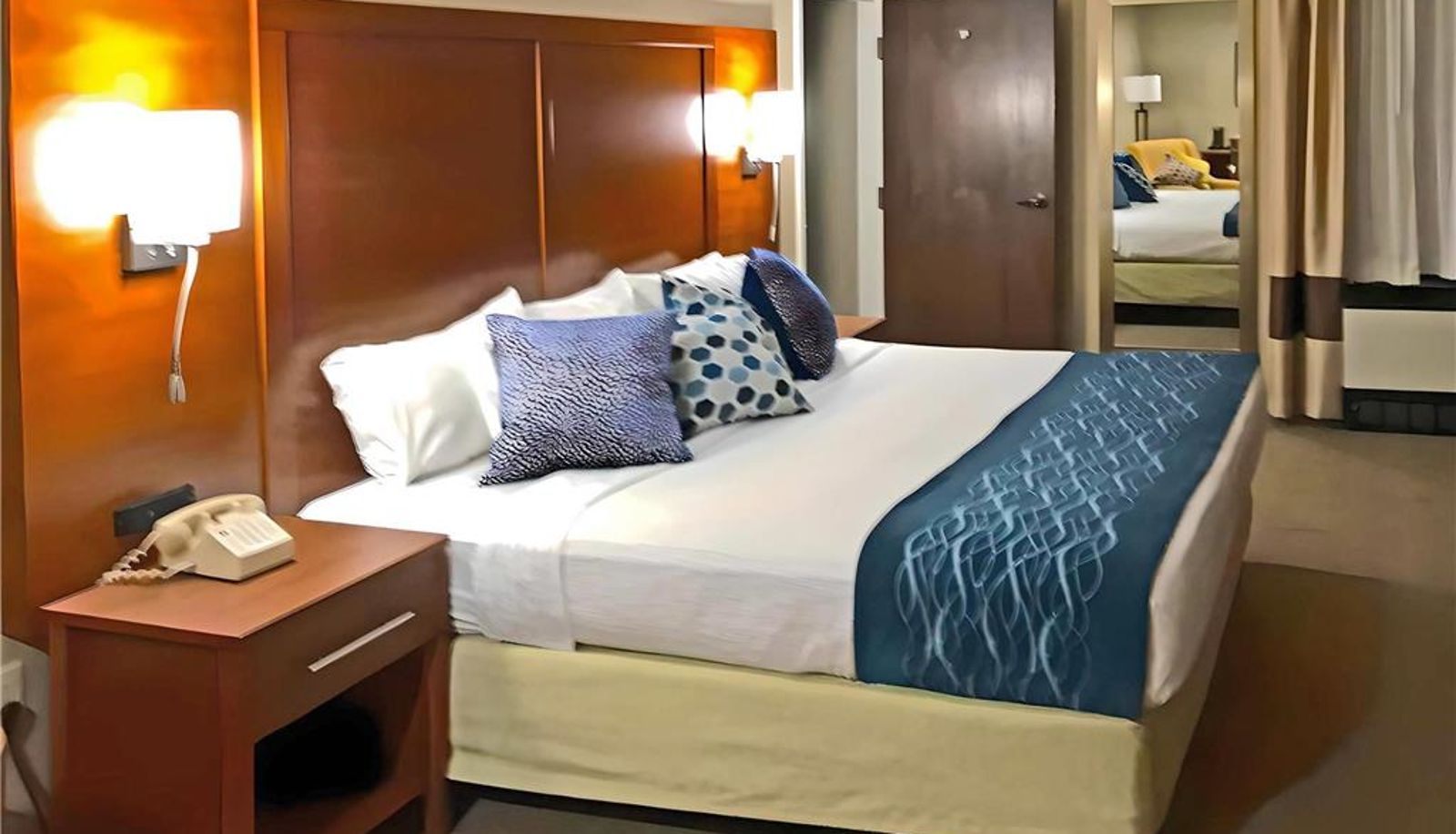 Zimmer - Comfort Inn Erie - Near Presque Isle