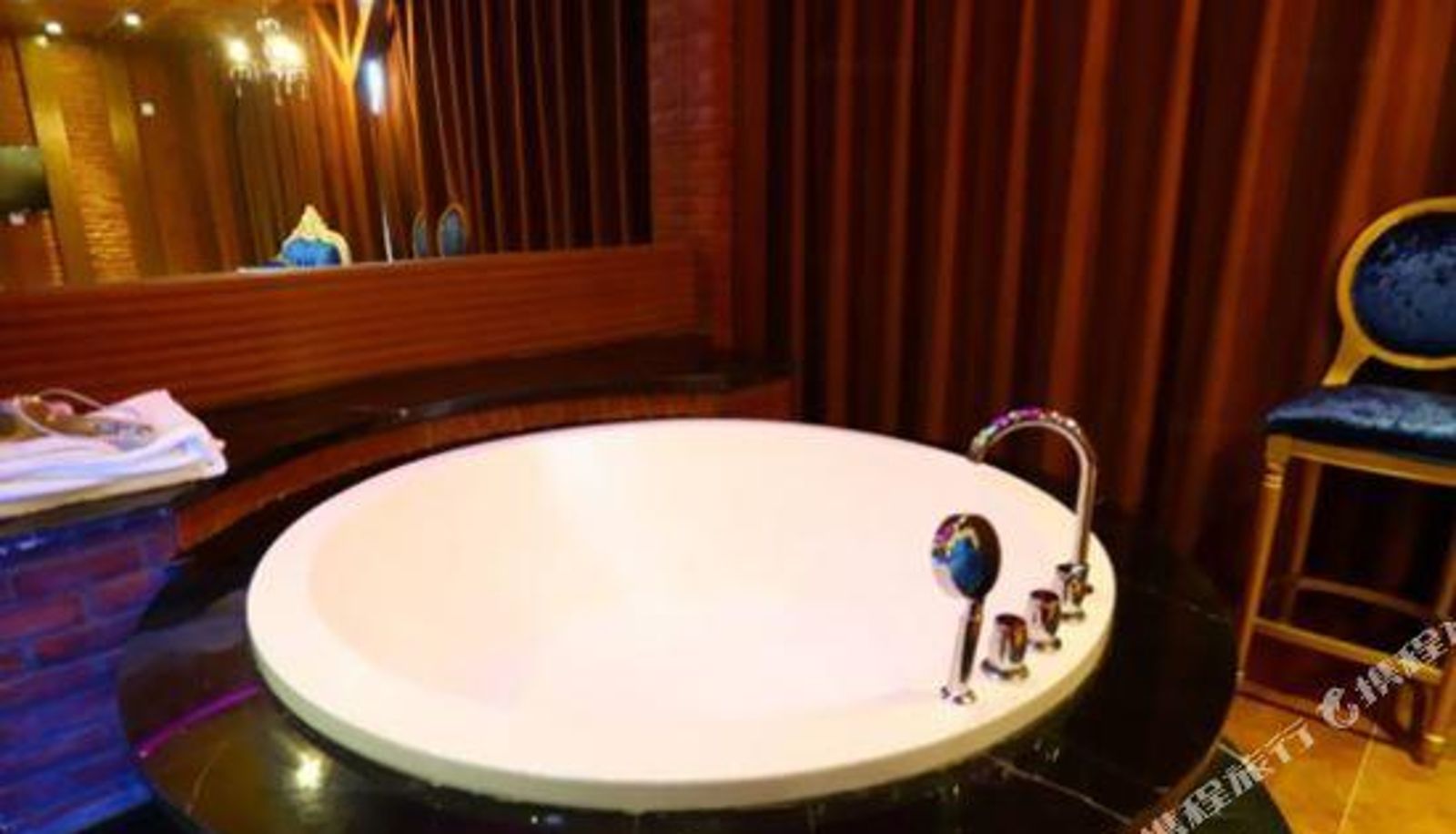 Habitación - Maple Theme Hotel