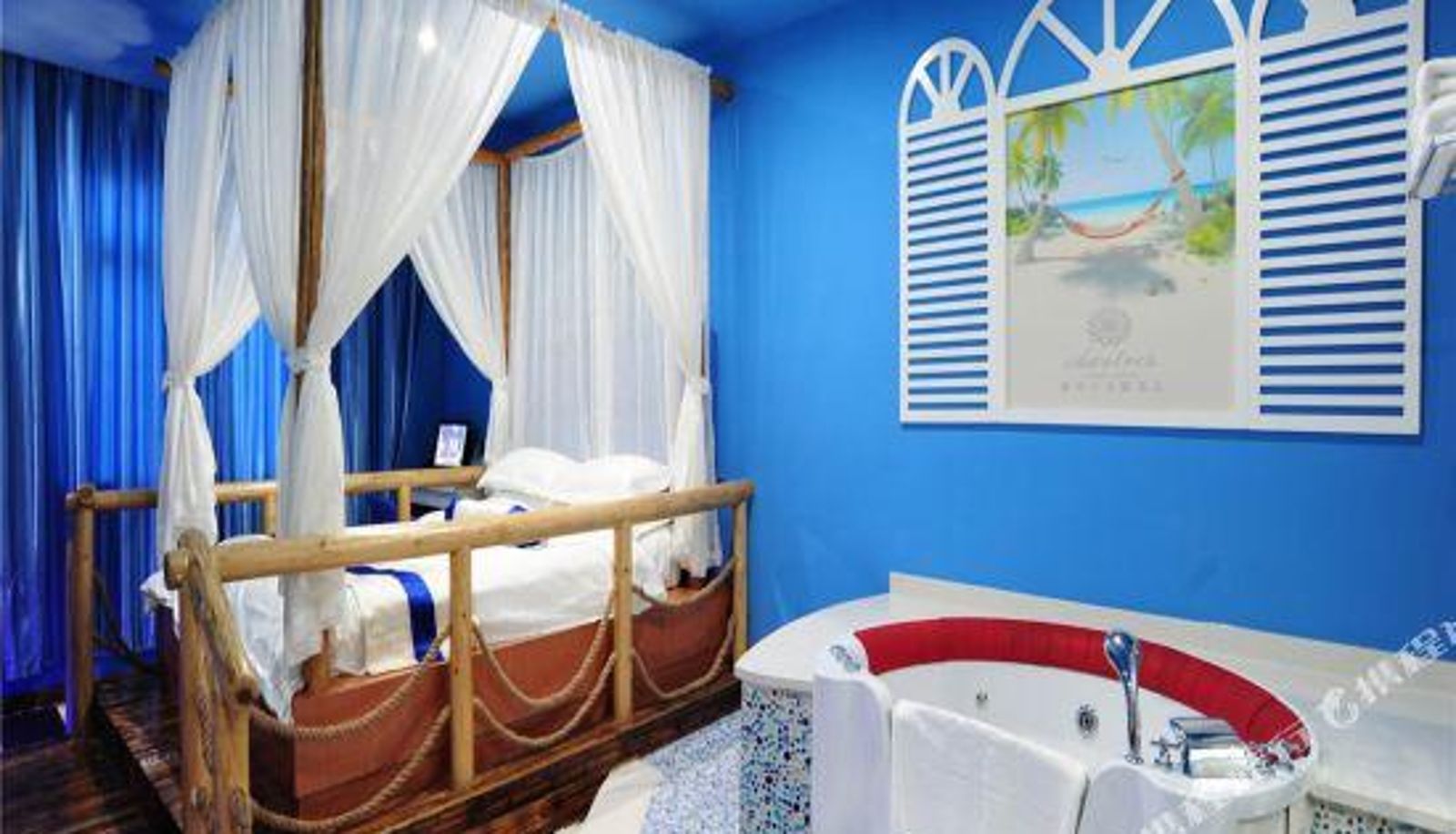 Camera - Xiate'er Theme Hotel