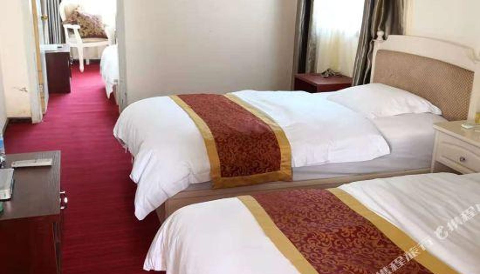 Camera - Spring and Autumn Hotel Dujiangyan