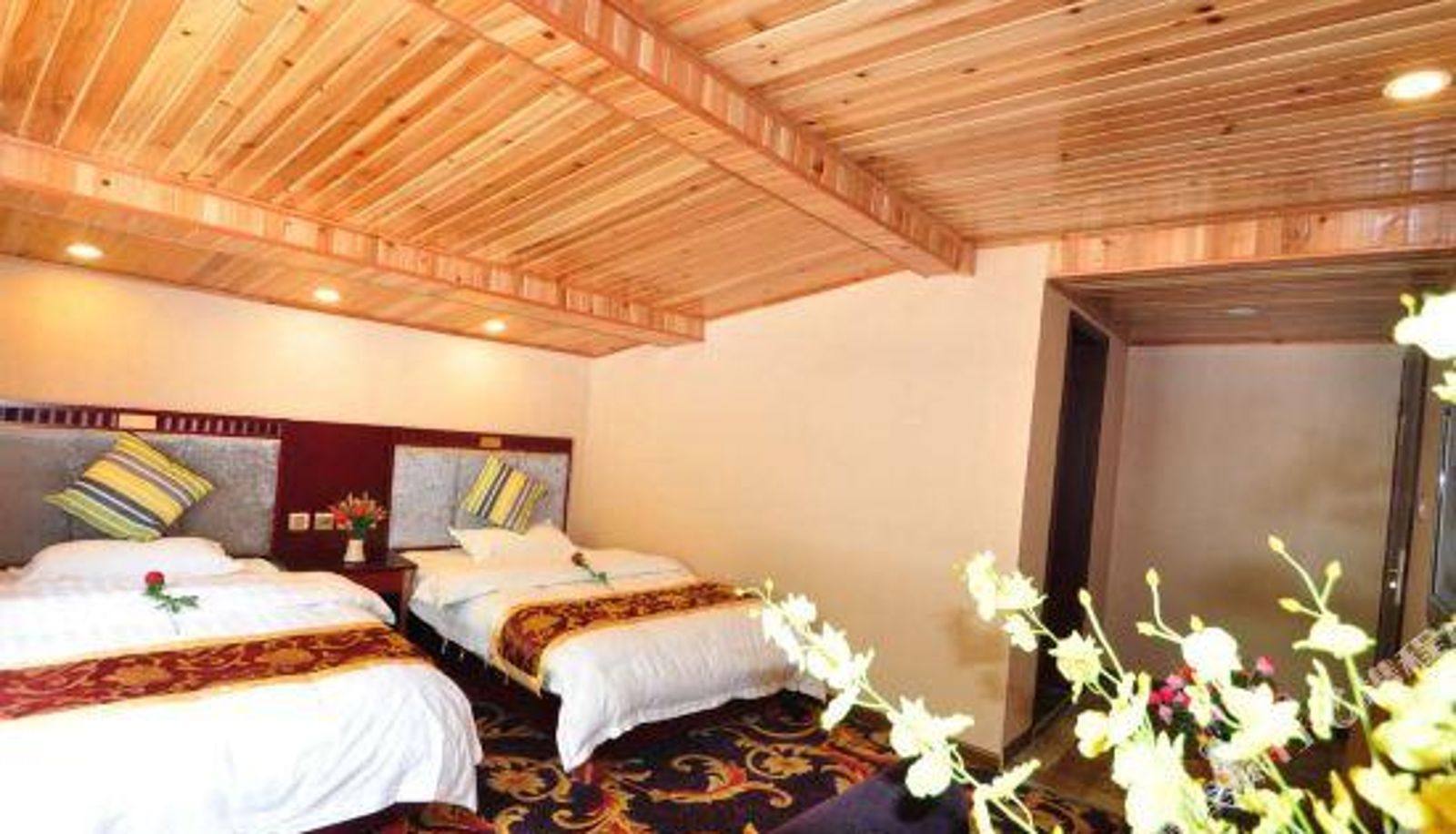 Camera - Yilianxinju Hotel