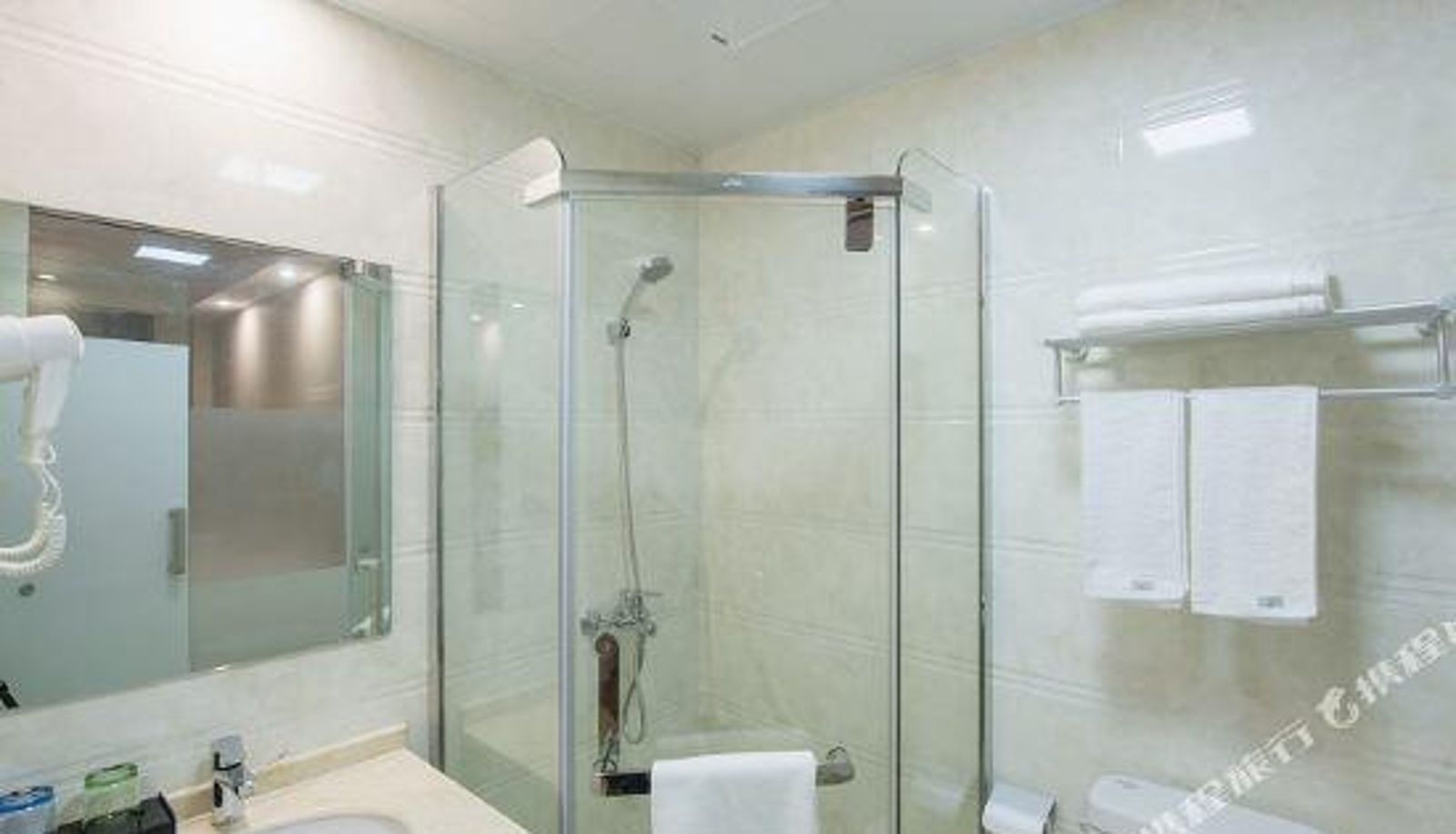 Room - Huazhou Hotel