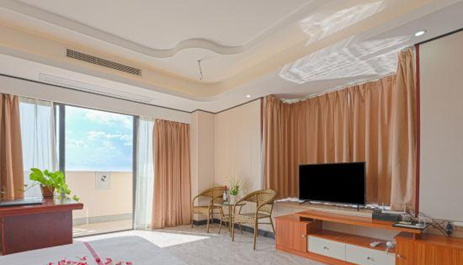 Room - Lingshui Lanbowan Hotel (Clearwater Bay Branch)