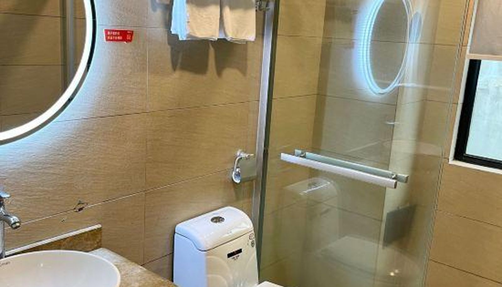 Room - Qionghai Baiting 24-hour Boutique Hotel (Yinhai Road Branch)
