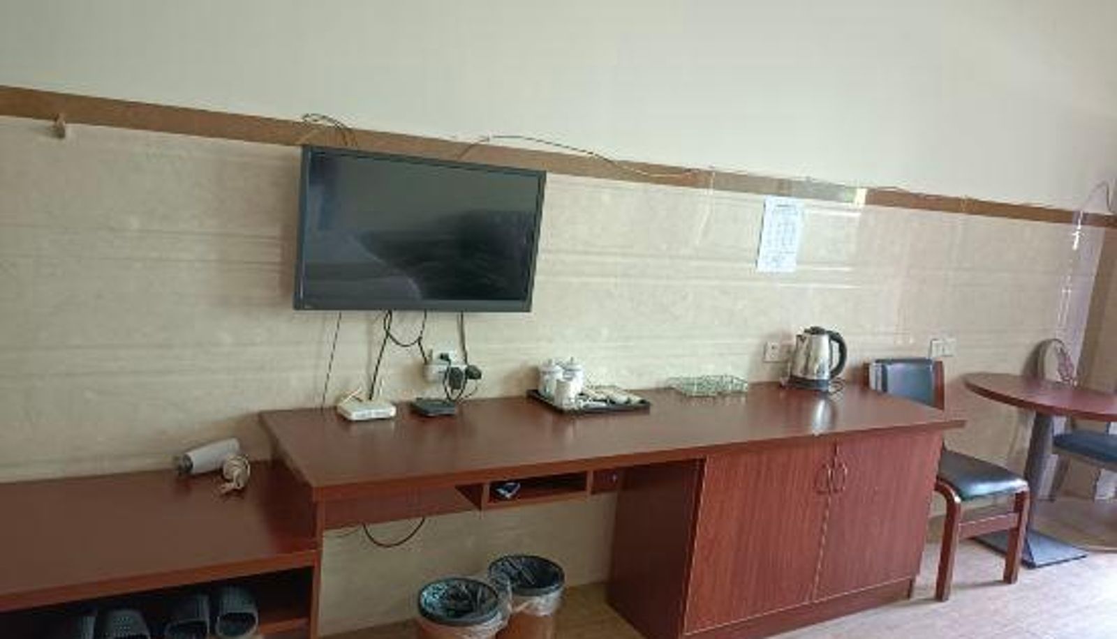 Room - Chuanguang Hostel