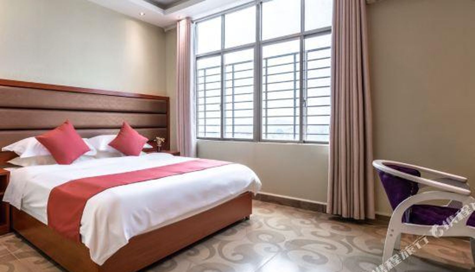 Kamer - Jiahua Business Hotel (Danzhou Summer Plaza Store)