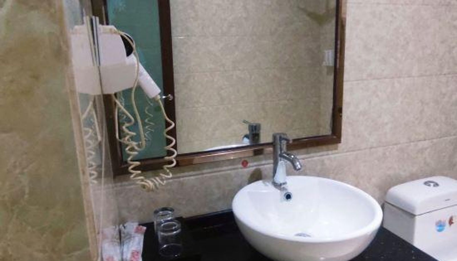 Innenbreich - Ge Lin Yun Hai Hotel