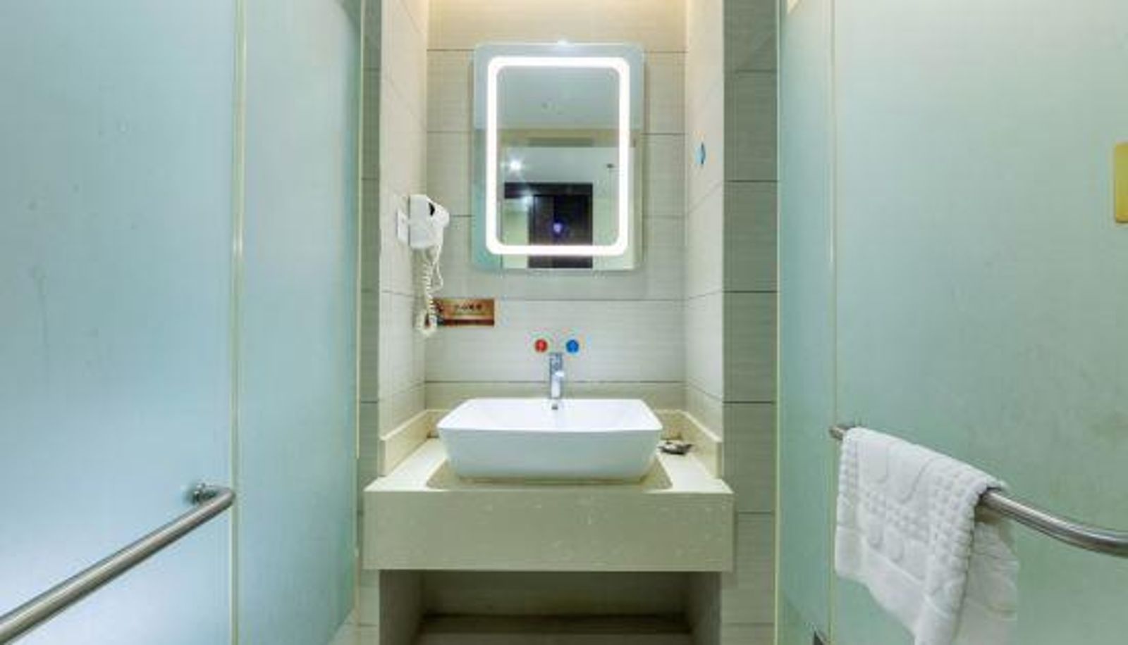 Room - Lingshui Qingshui Bay Lilai Huangguan Hotel