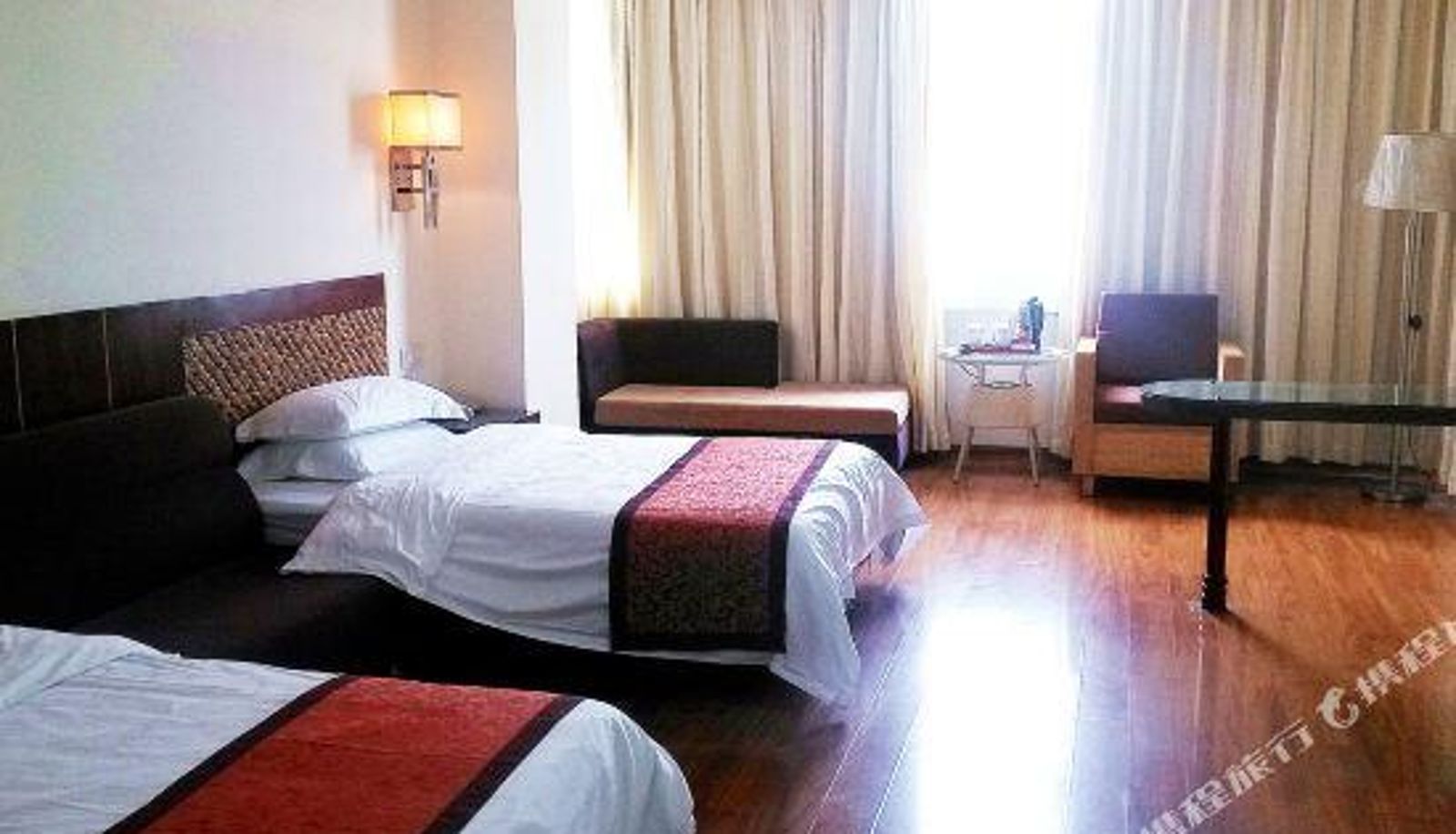 Camera - Shidai Hotel