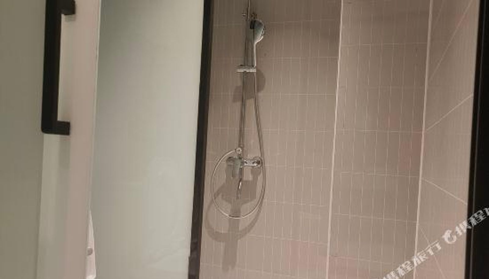 Room - Mangugong Hotel