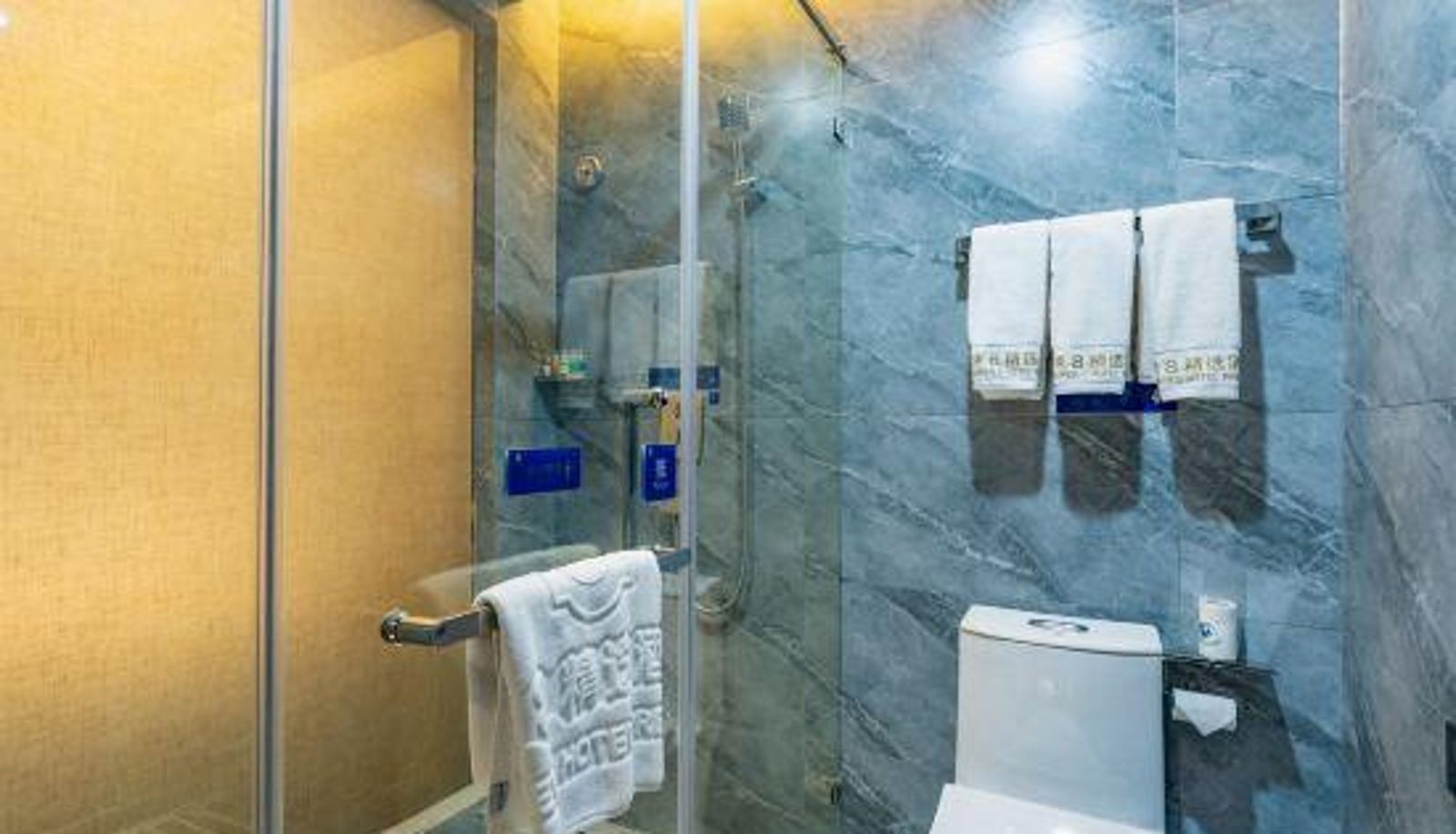 Familienzimmer - super 8 select hotel(Yangtse Road)