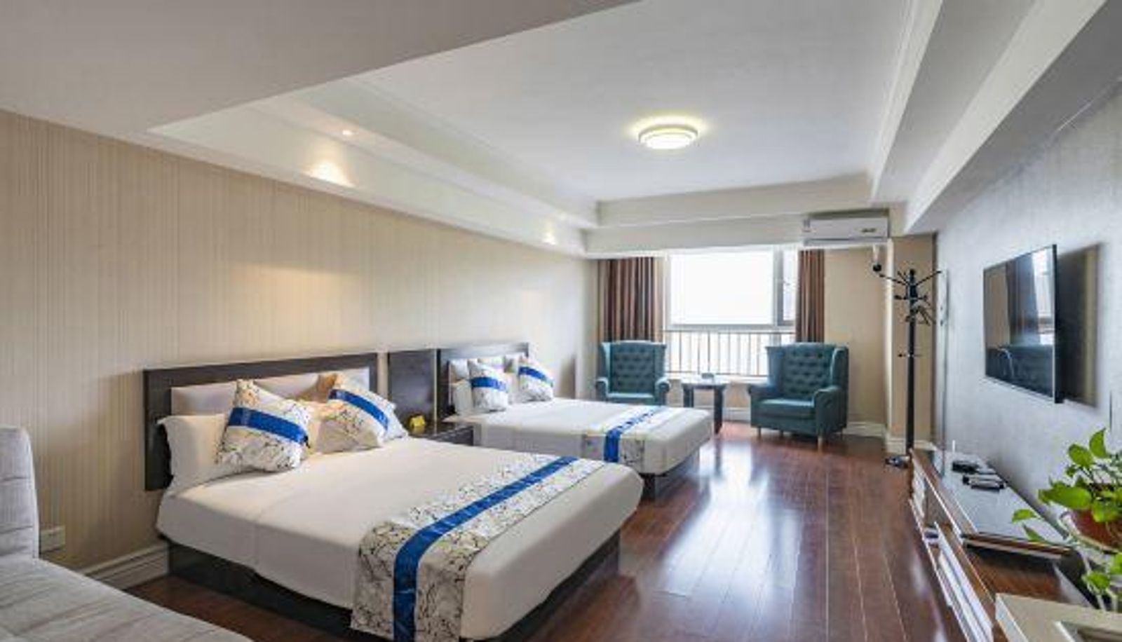 Familienzimmer - Zero Point Zhihe Hotel (Jingkai Wanda Plaza High Speed Rail Station)