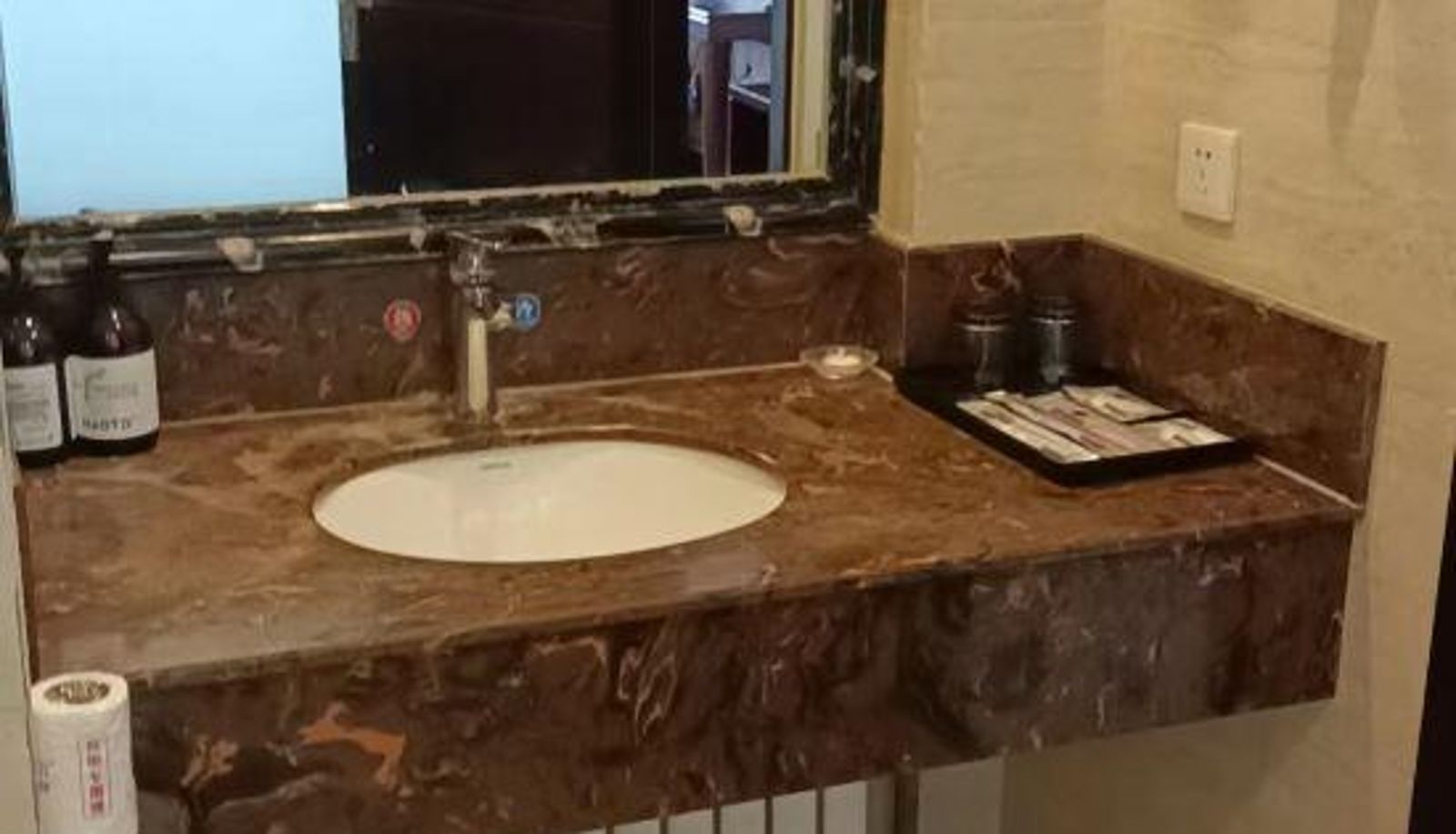 Zimmer - Urumqi Gansu Building Business Hotel