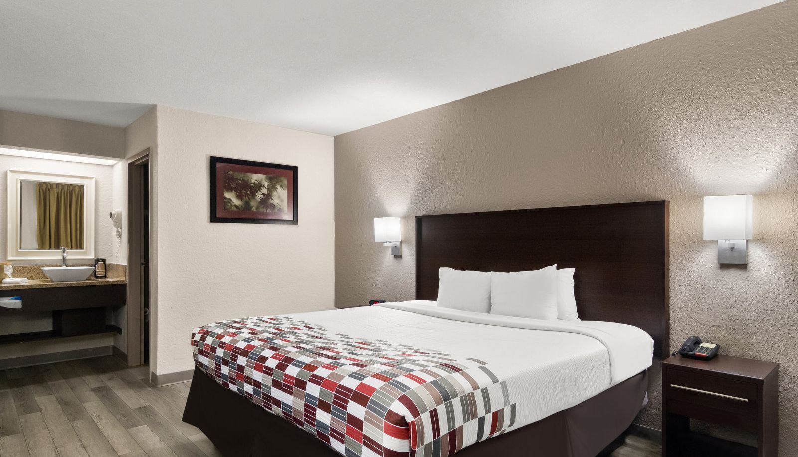 Room - Red Roof Inn Kingsland