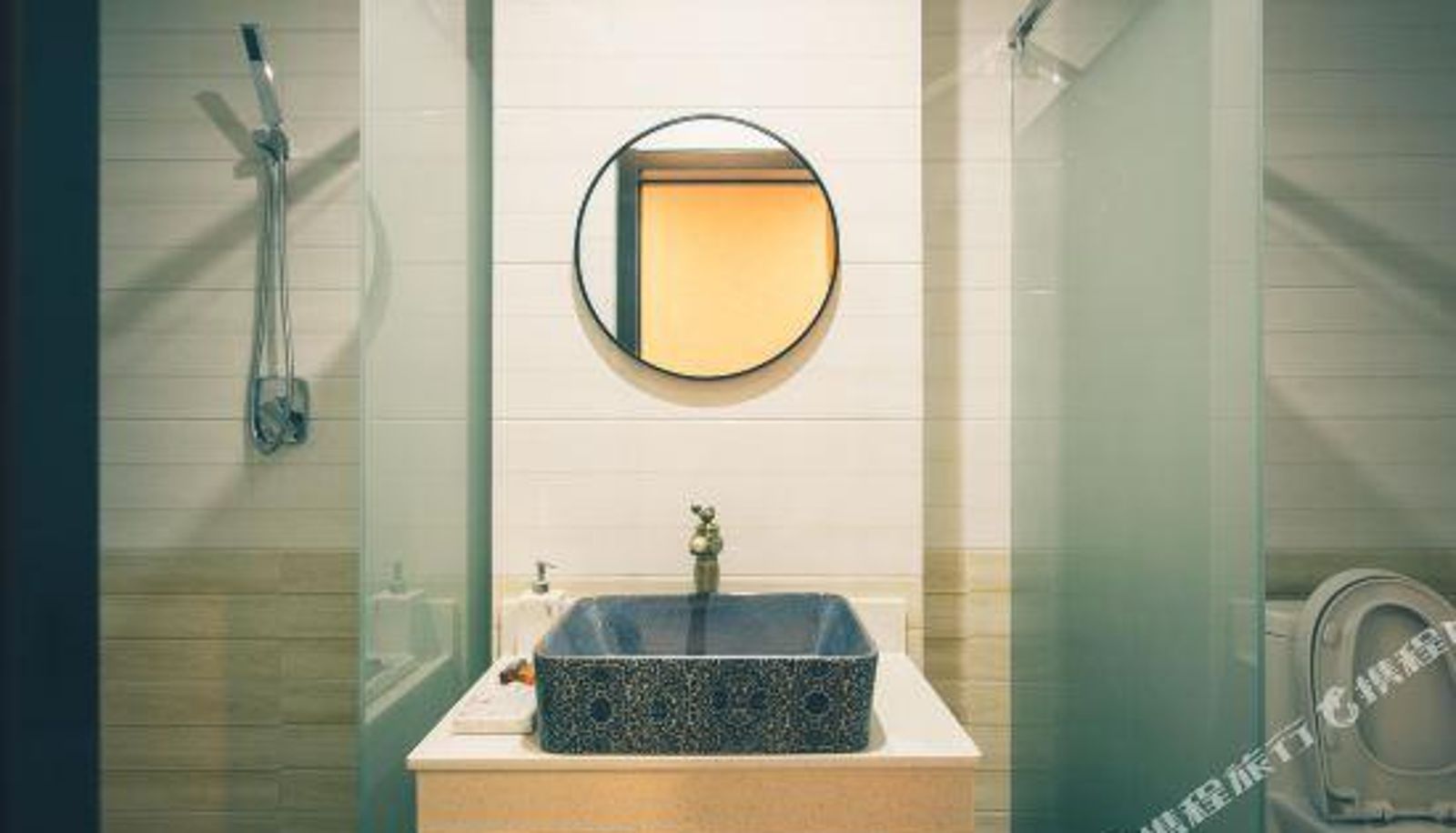Zimmer - Yilai Theme Hotel (Railway Bureau Huijia Times Square)
