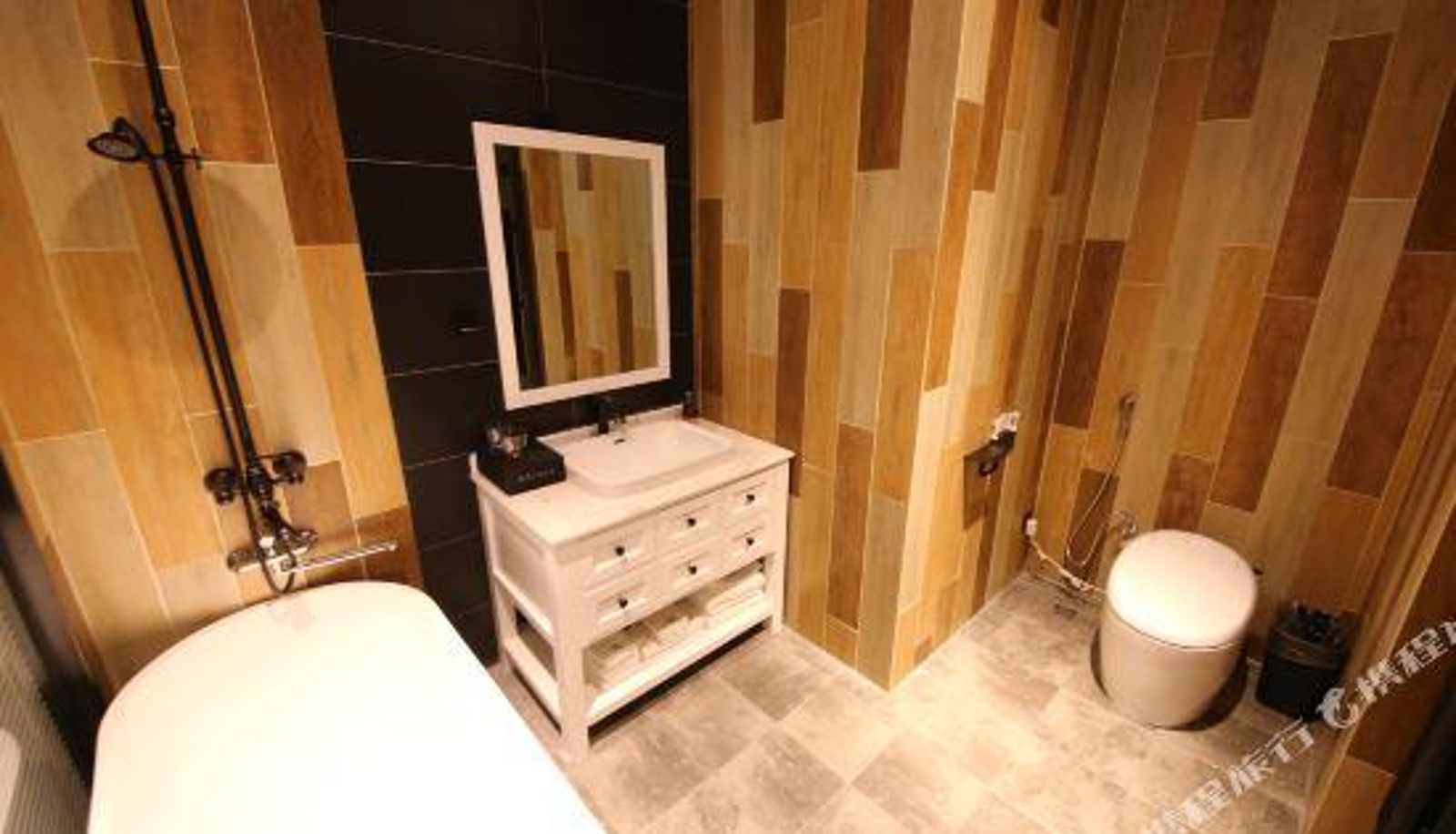 Zimmer - Milu Hotel (Urumqi High Speed Rail Station)