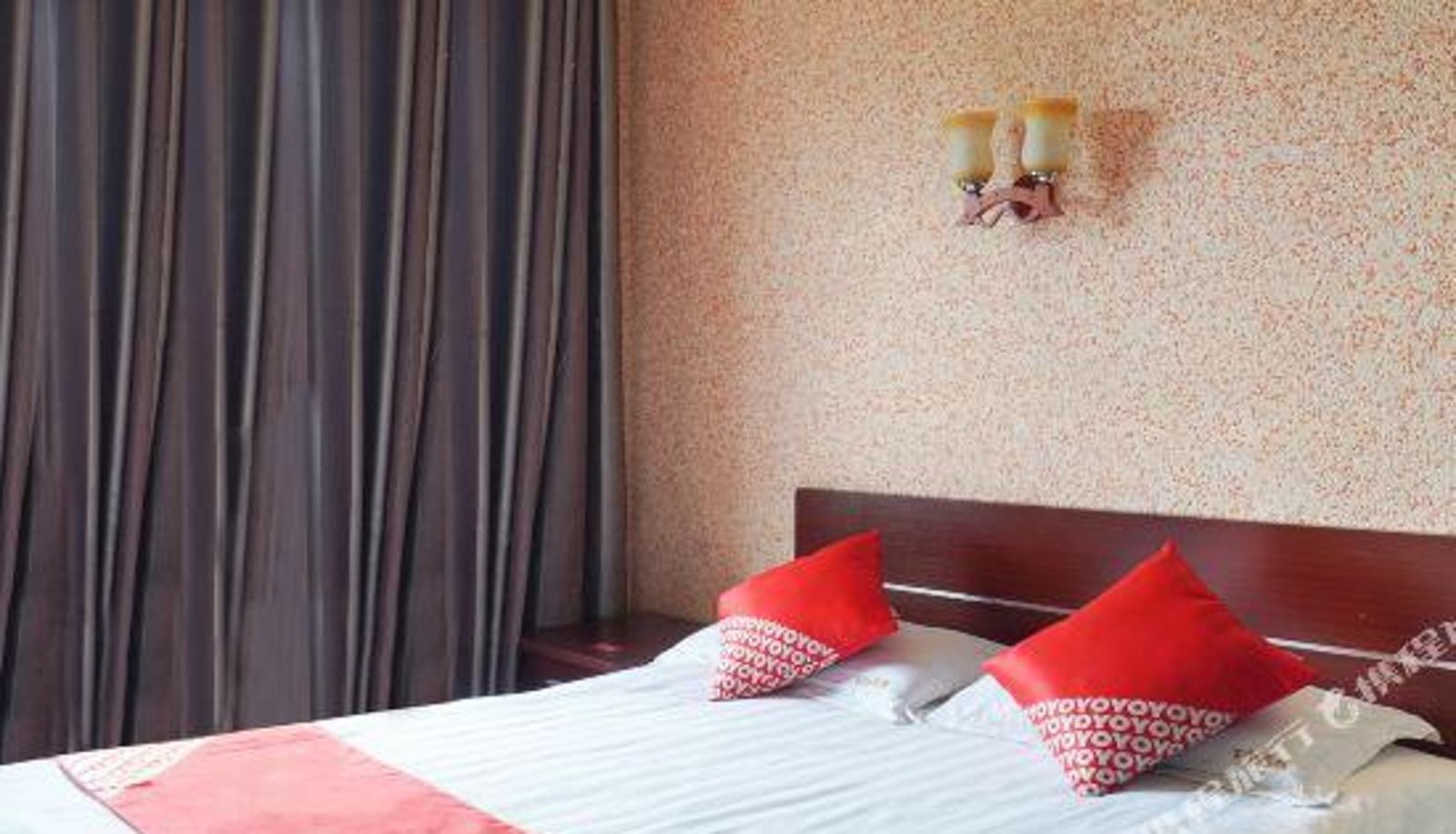 Camera - Urumqi Baihe Hotel