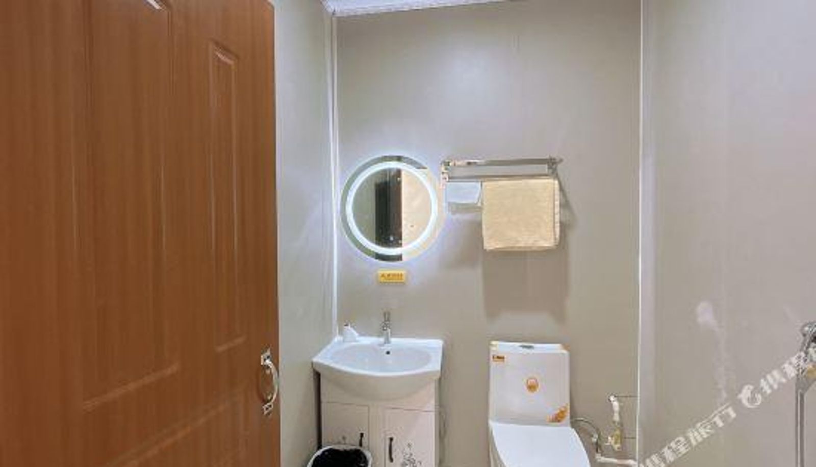 Zimmer - Changsheng Hotel (Urumqi South Railway Station)