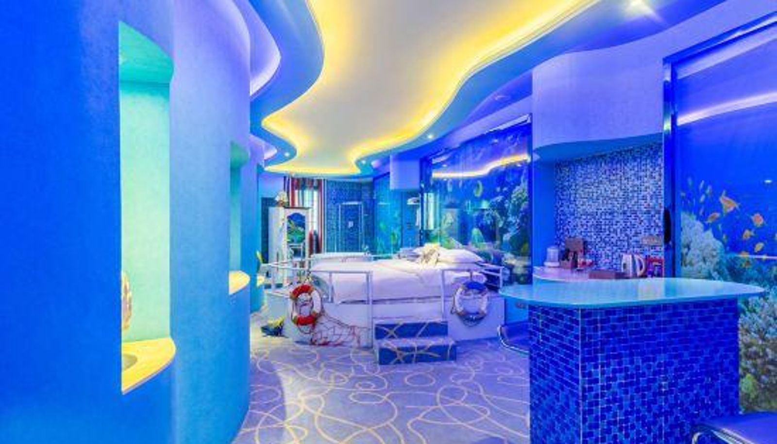 Zimmer - Guiyang Jilong Theme Hotel