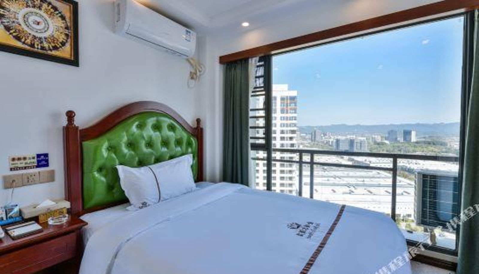 Camera - Guiyang Jinboer Hotel