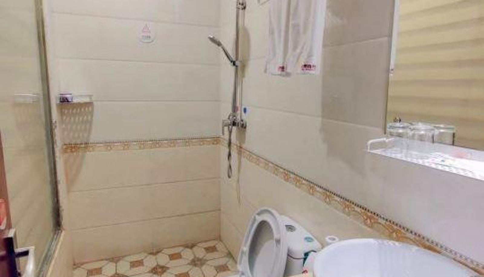Camera - Guiyang Yijing Business Hotel