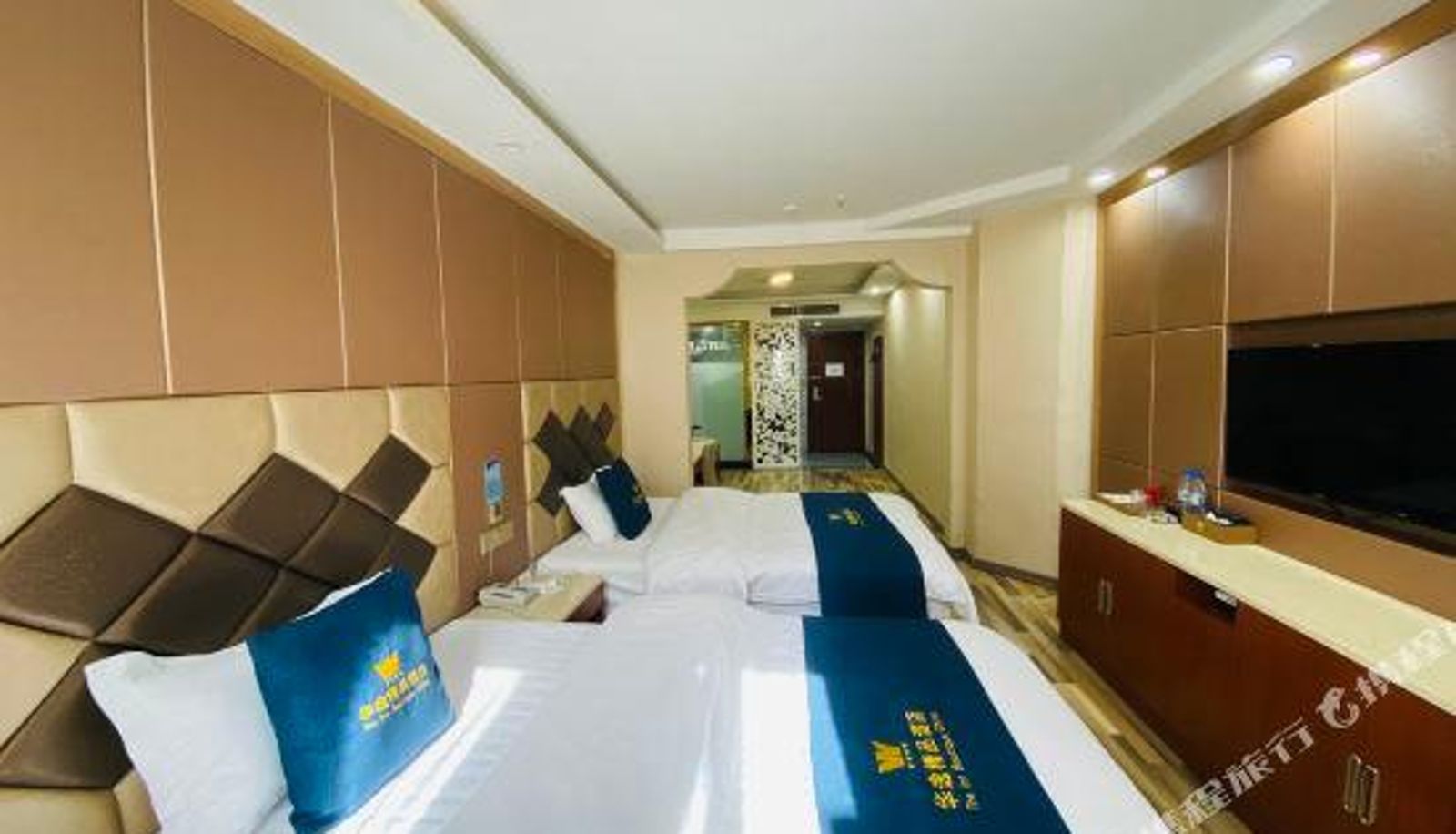 Zimmer - Huayi Boutique Hotel (Guiyang Government Lincheng West Road Subway Station)