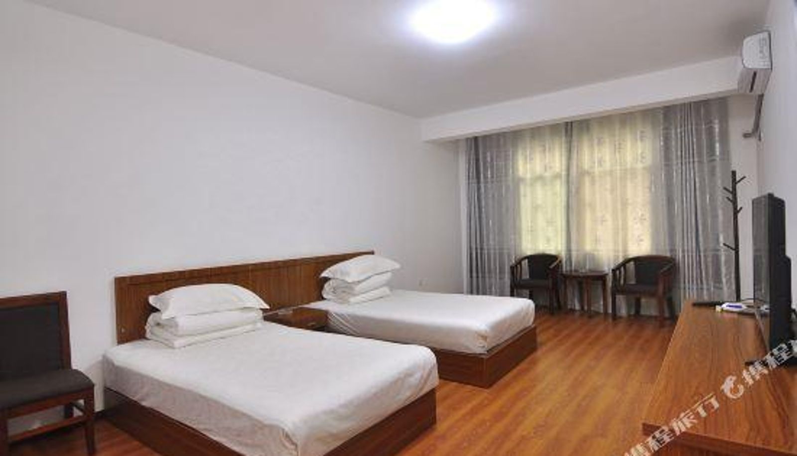 Room - Xinge Business Hostel