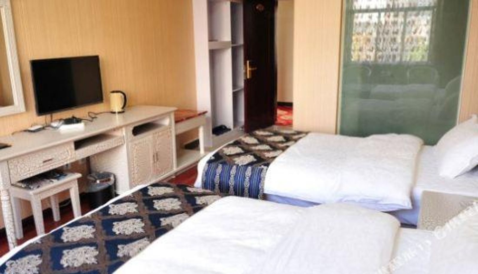 Camera - Huangting Business Hotel