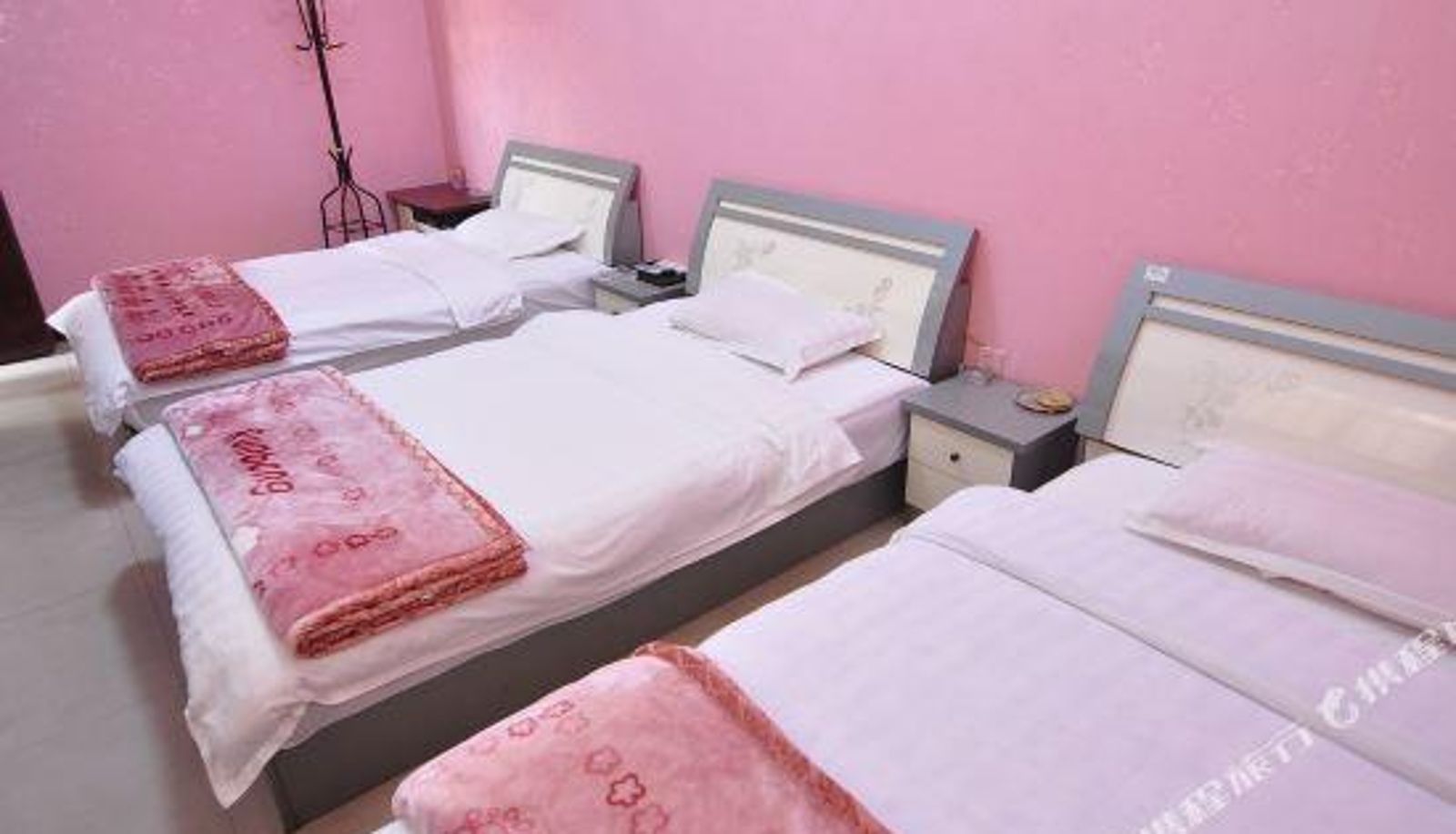 Room - Ru Chun Si Ji Hostel
