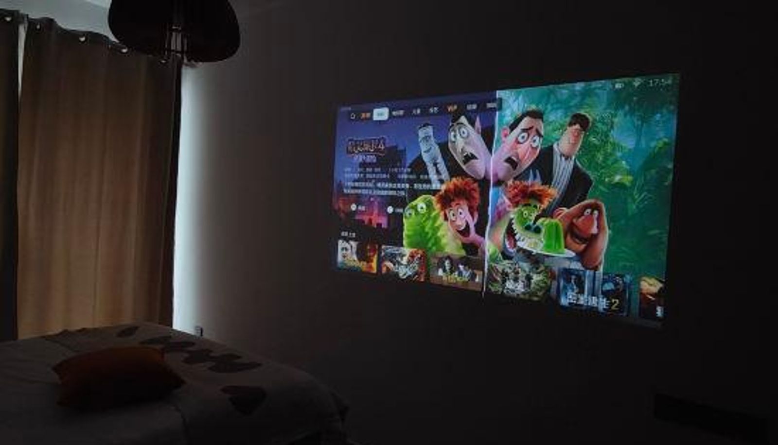 Chambre avec balcon - Luococo Light Luxury Film Curtain Apartment (Guangzhou South Railway Station Subway Station Branch)